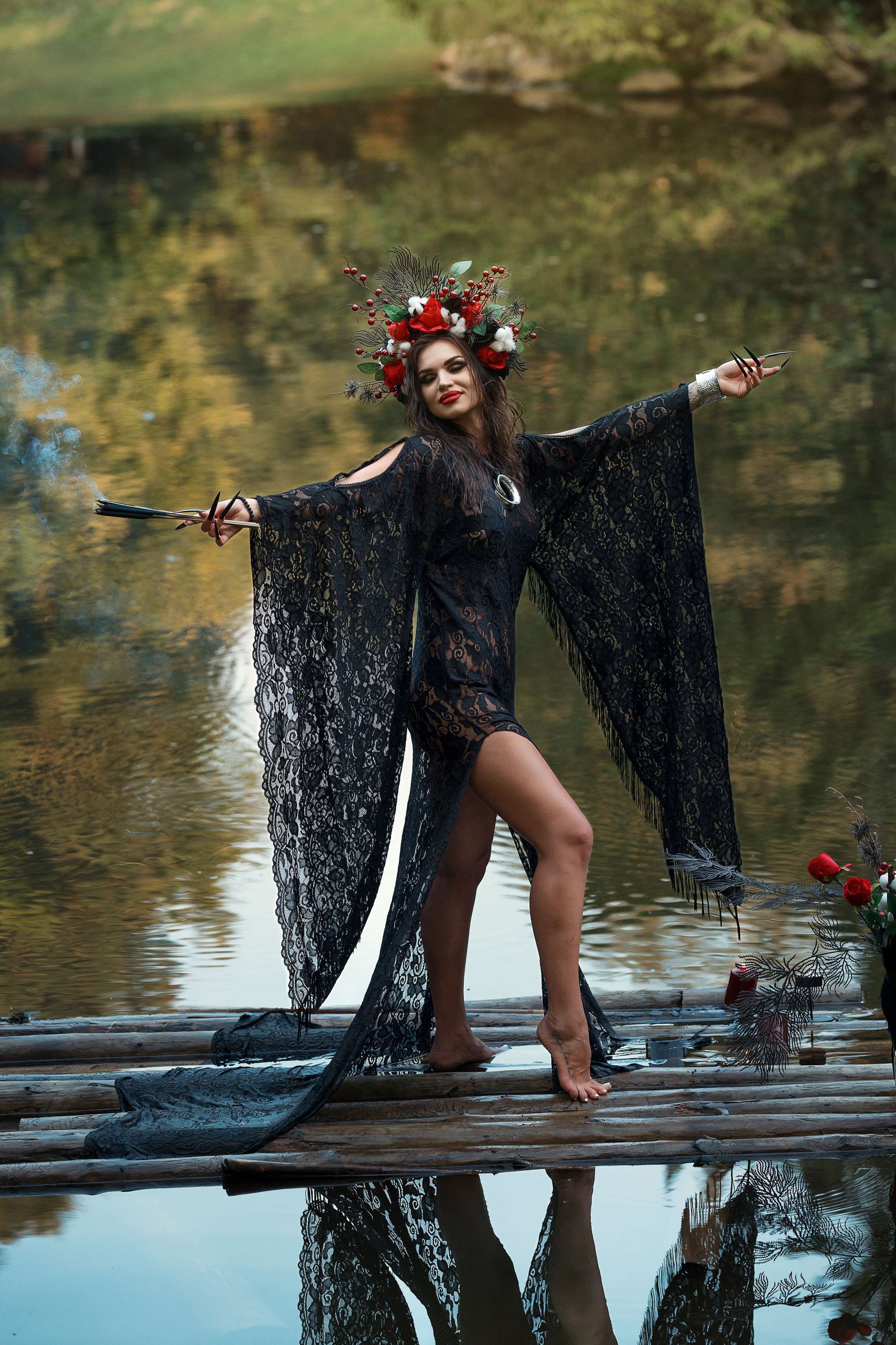 Witch at the lake. Familien, Lifestyle und Portrait Fotografin in Trier, Luxembourg