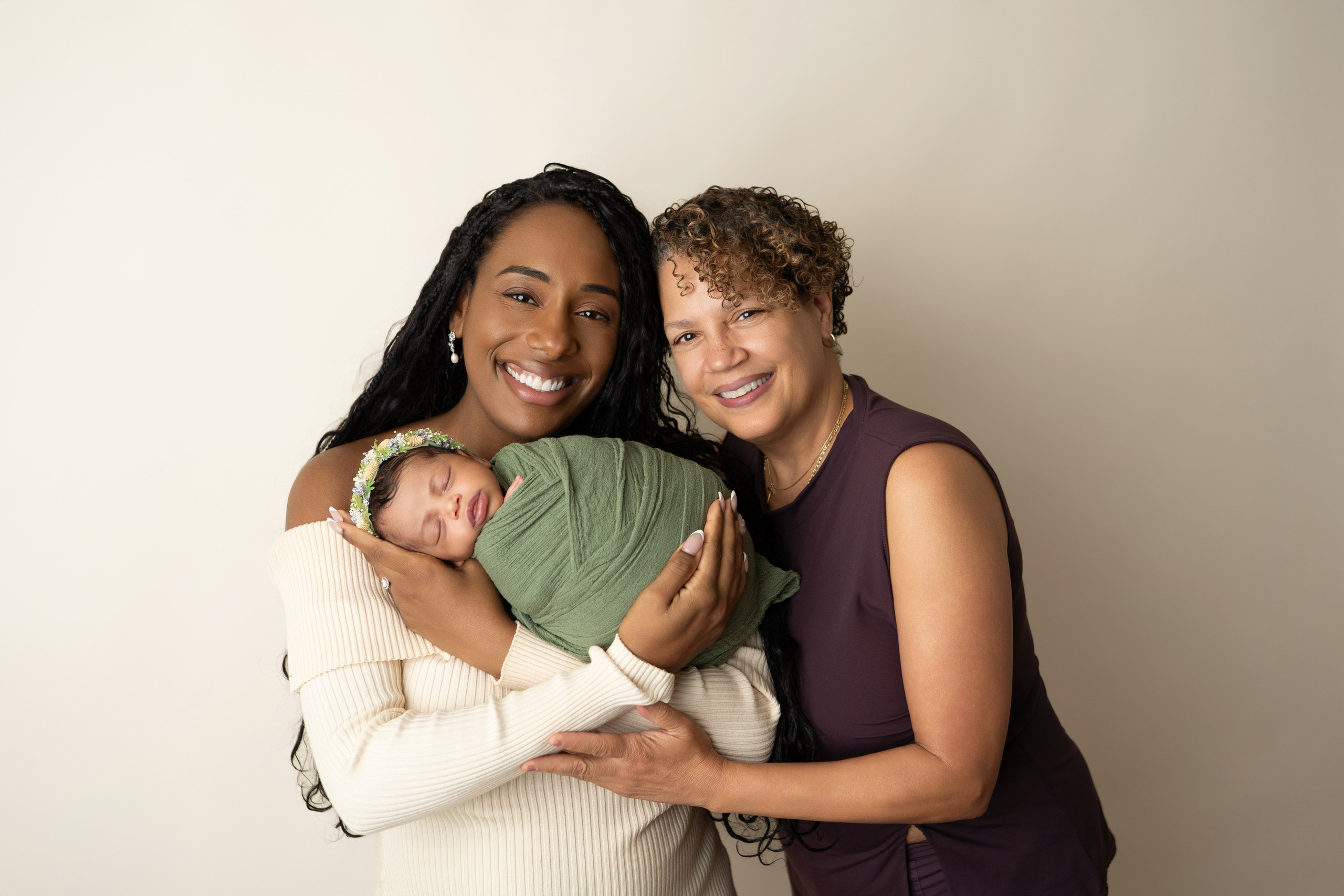 Newborn+Family. Maternity, family and newborn photography in San Francisco Bay Area
