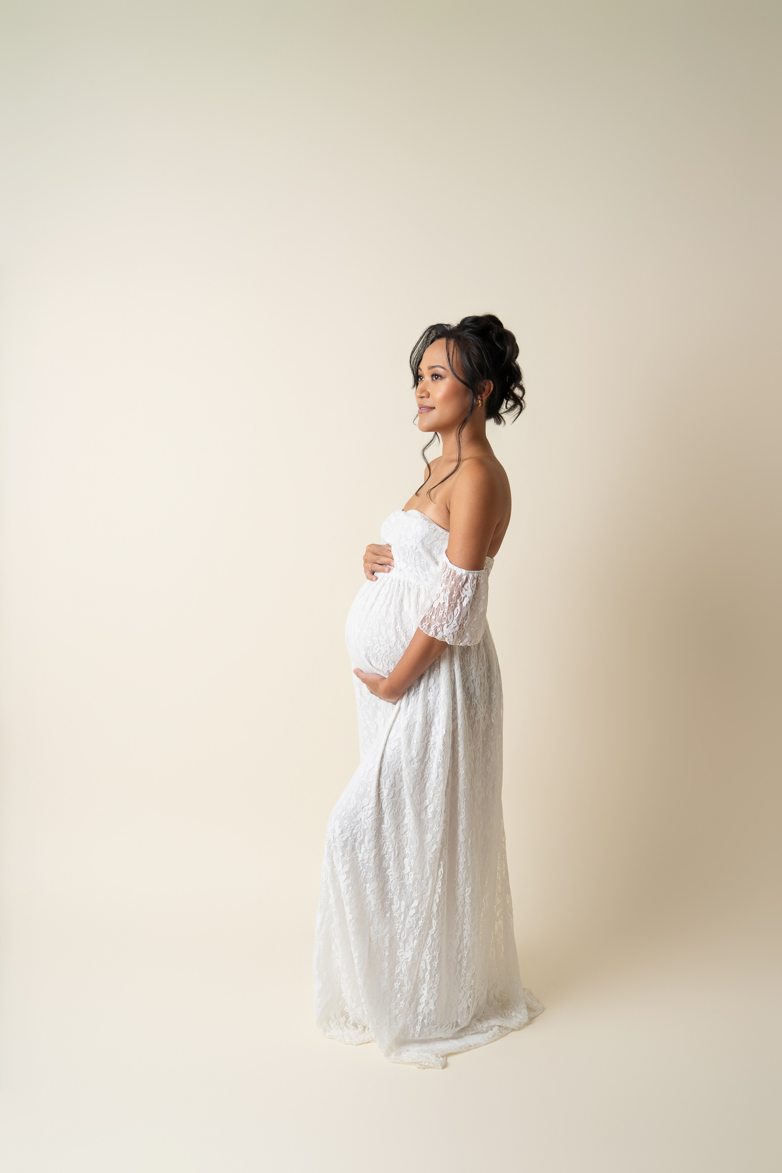 Maternity Studio. Maternity, family and newborn photography in San Francisco Bay Area