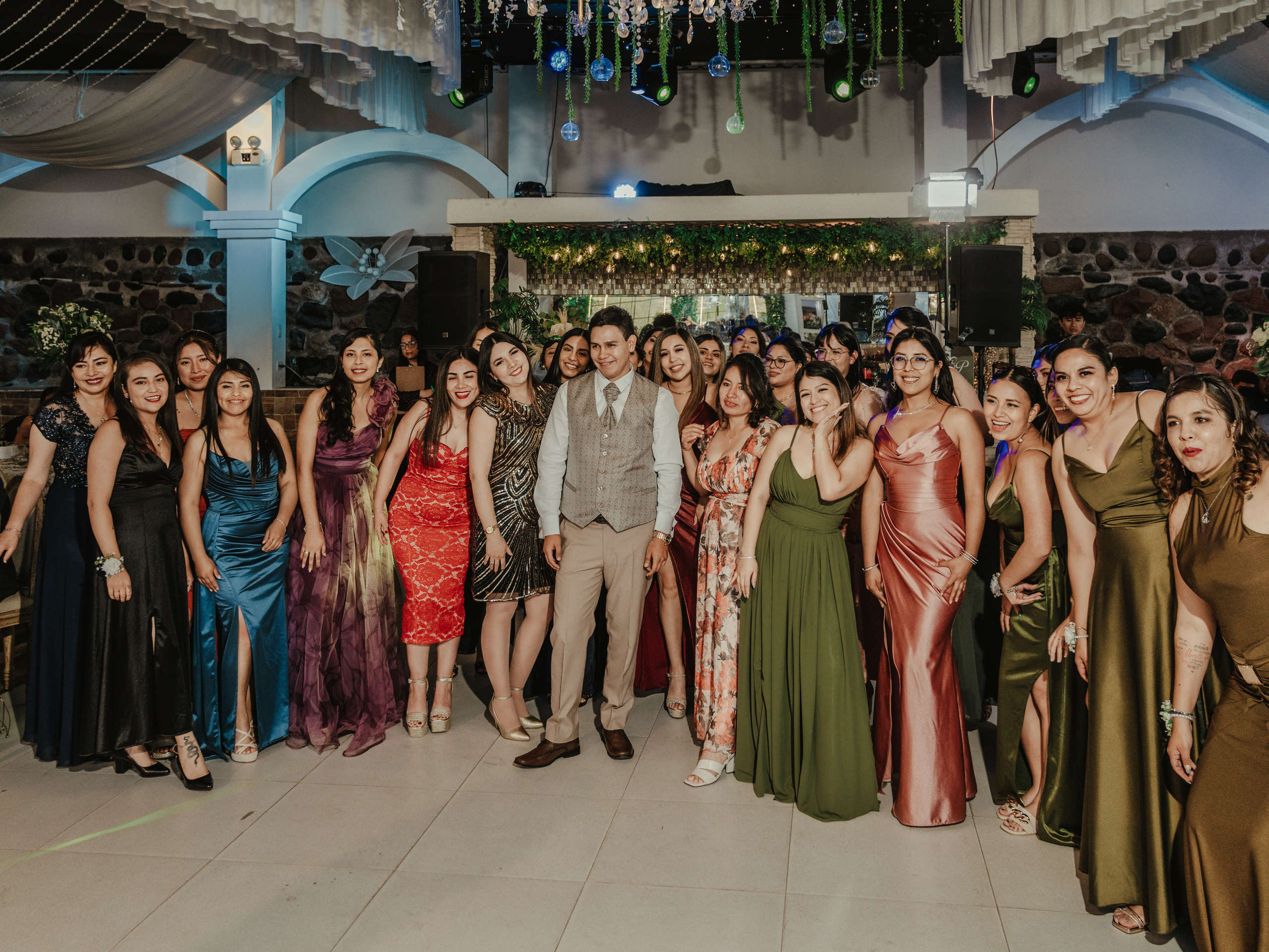 CARLA Y MARIO BODA RELIGIOSA. Studio KVTA | Fotografía y Video de Bodas en Arequipa