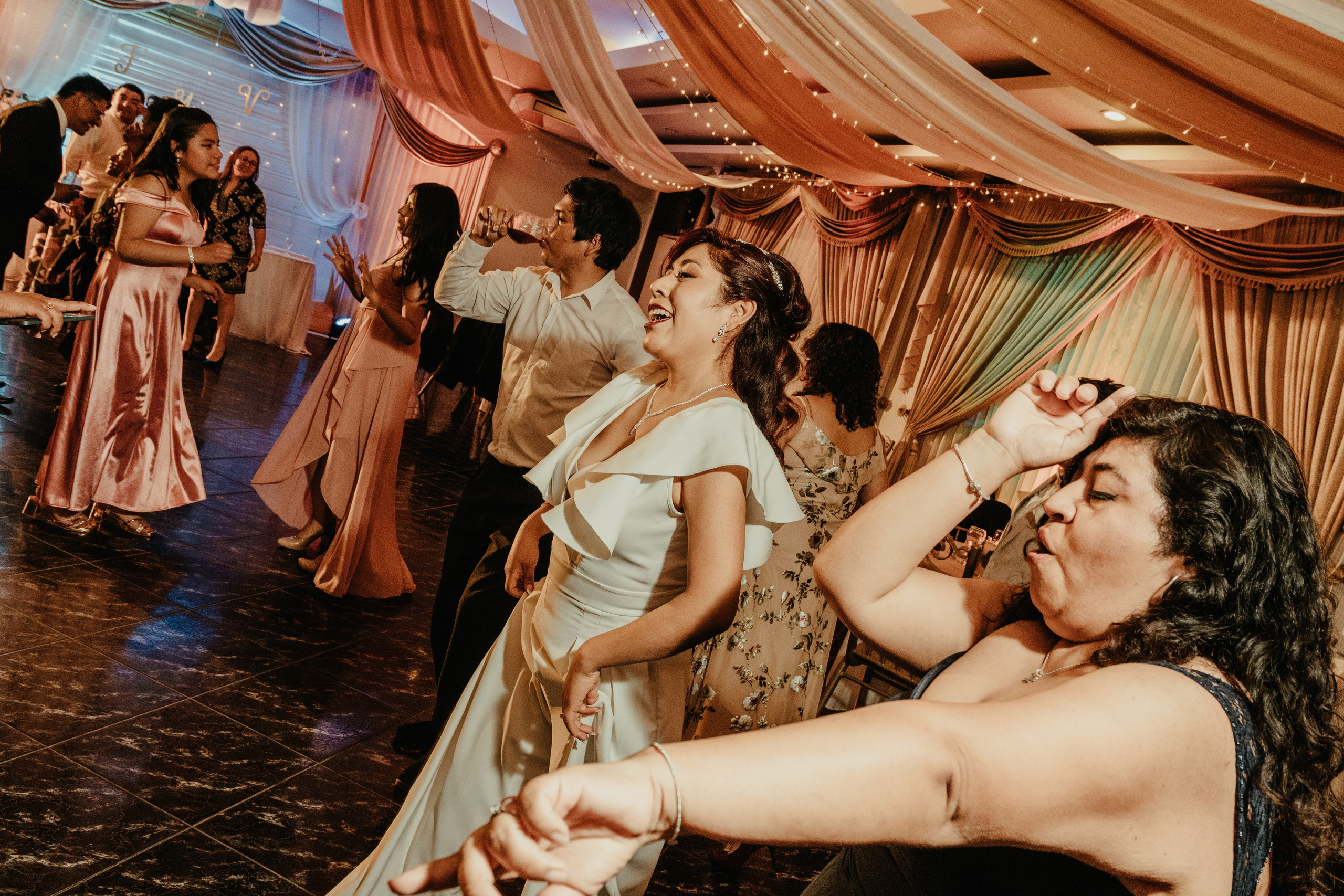 VANESSA + FRANKLIN BODA RELIGIOSA. Studio KVTA | Fotografía y Video de Bodas en Arequipa