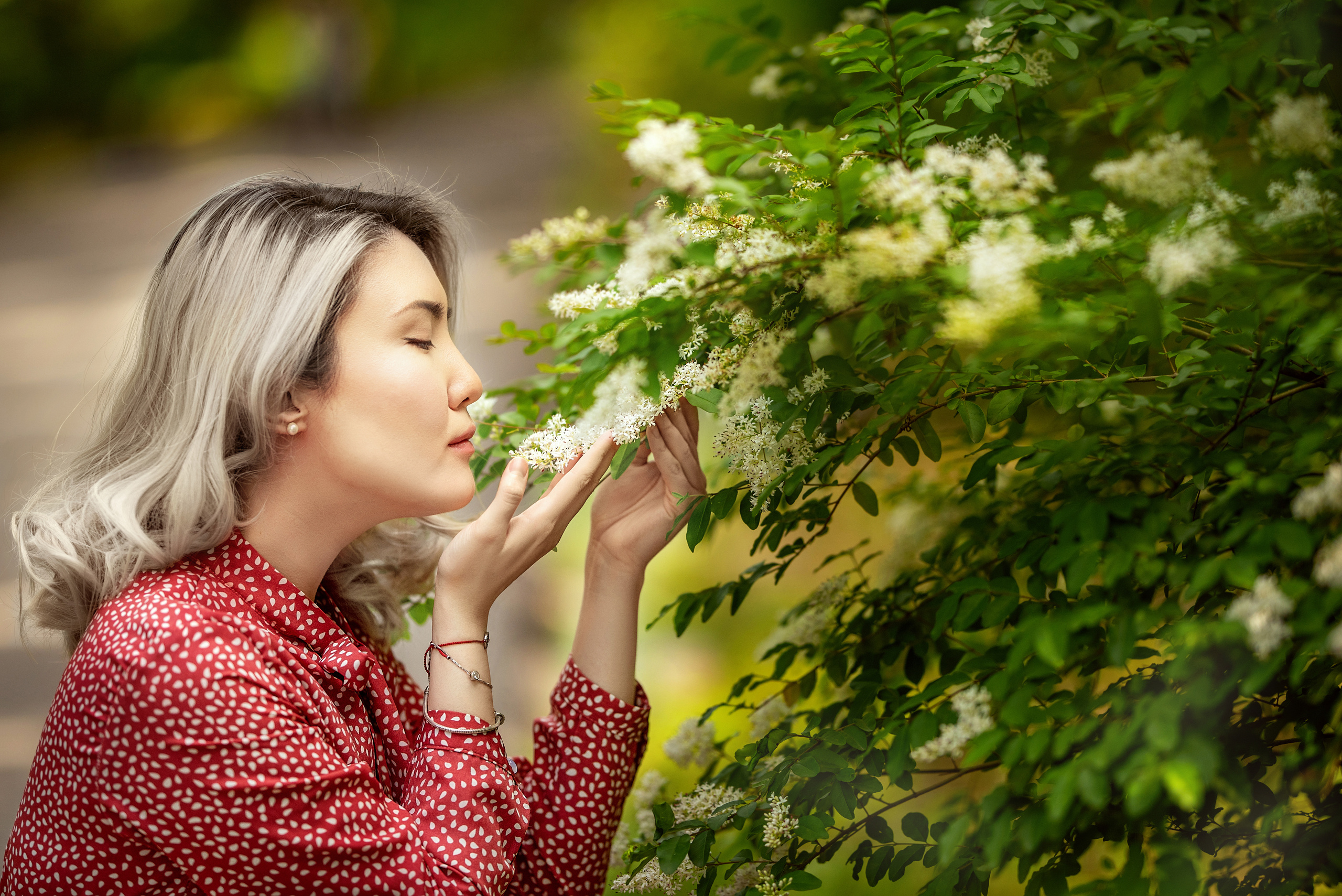Фотопрогулка по ботаническому саду. Семейный и детский фотограф в Ташкенте Луиза