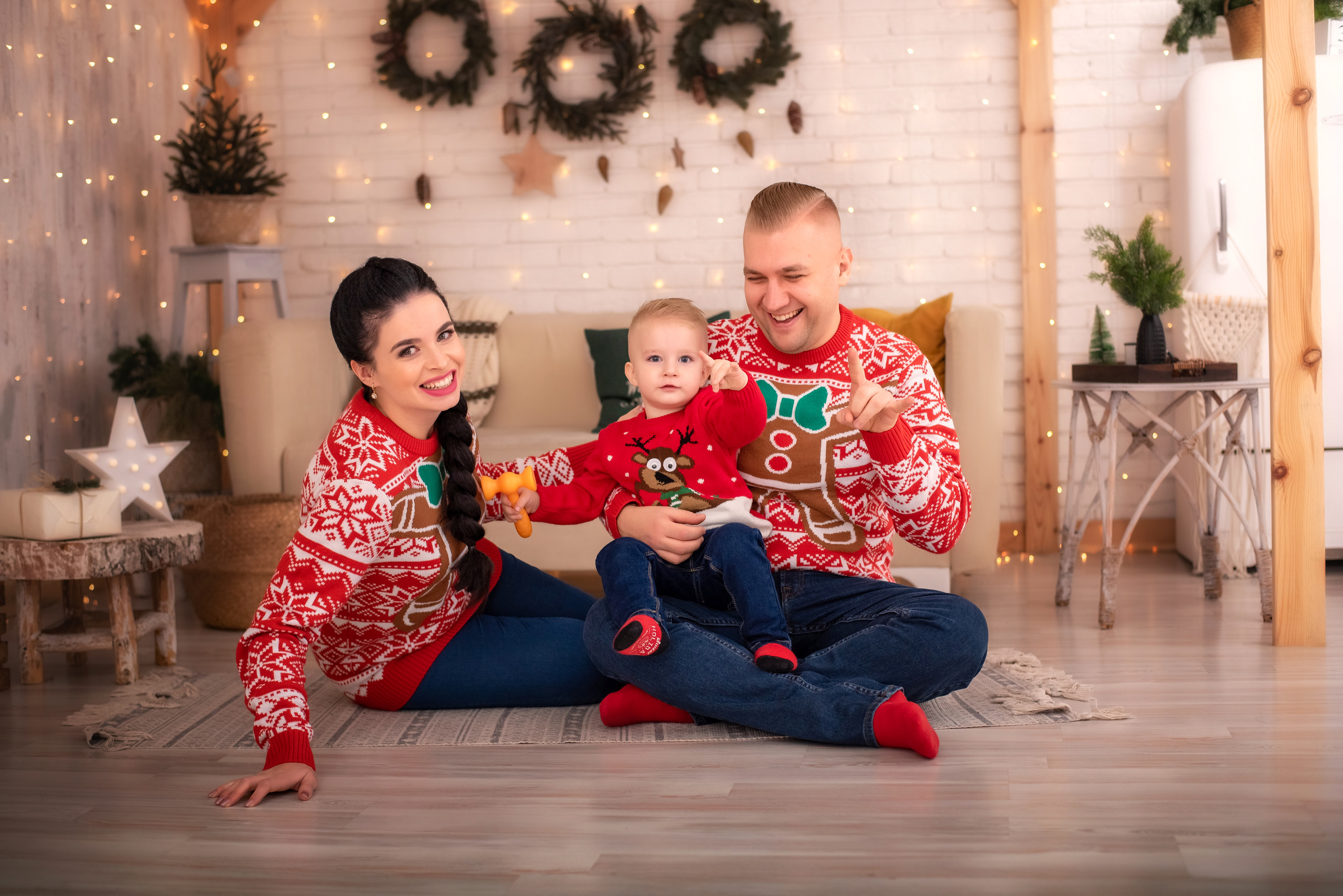 Новогодняя семейная фотосессия. Семейный и детский фотограф в Ташкенте Луиза