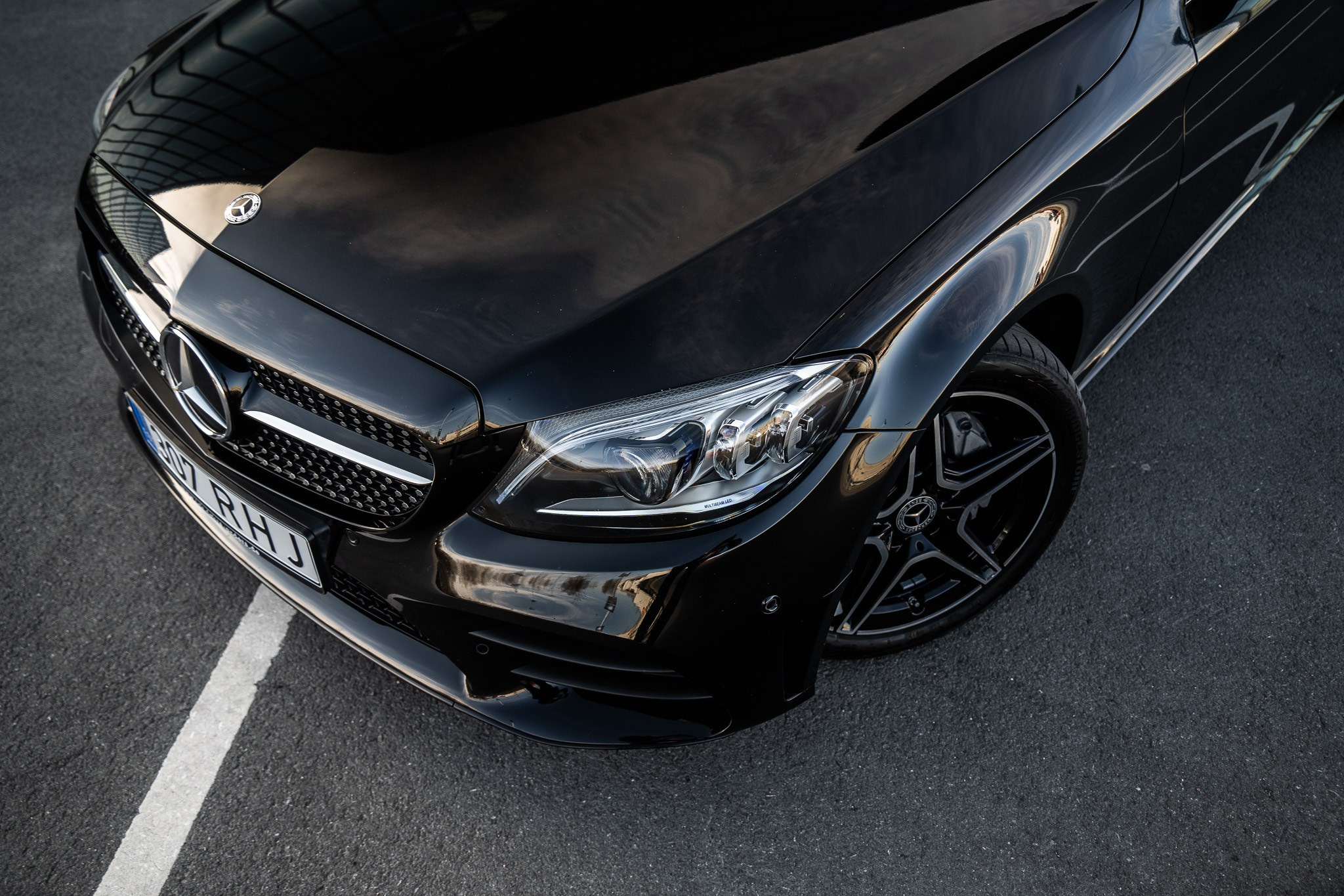 Mercedes-Benz C220 D 4MATIC. LOHA VISUALS — AUTOMOTIVE PHOTOGRAPHY