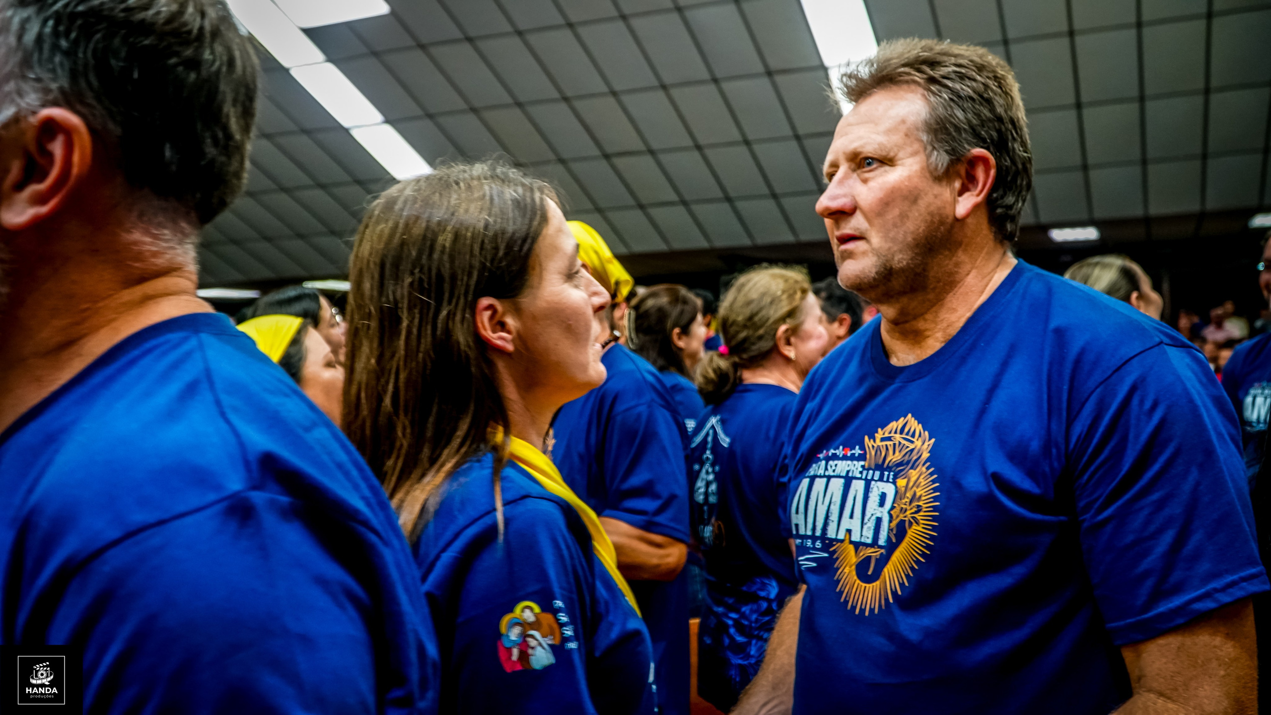 Acampamento Casais. Handa Produções