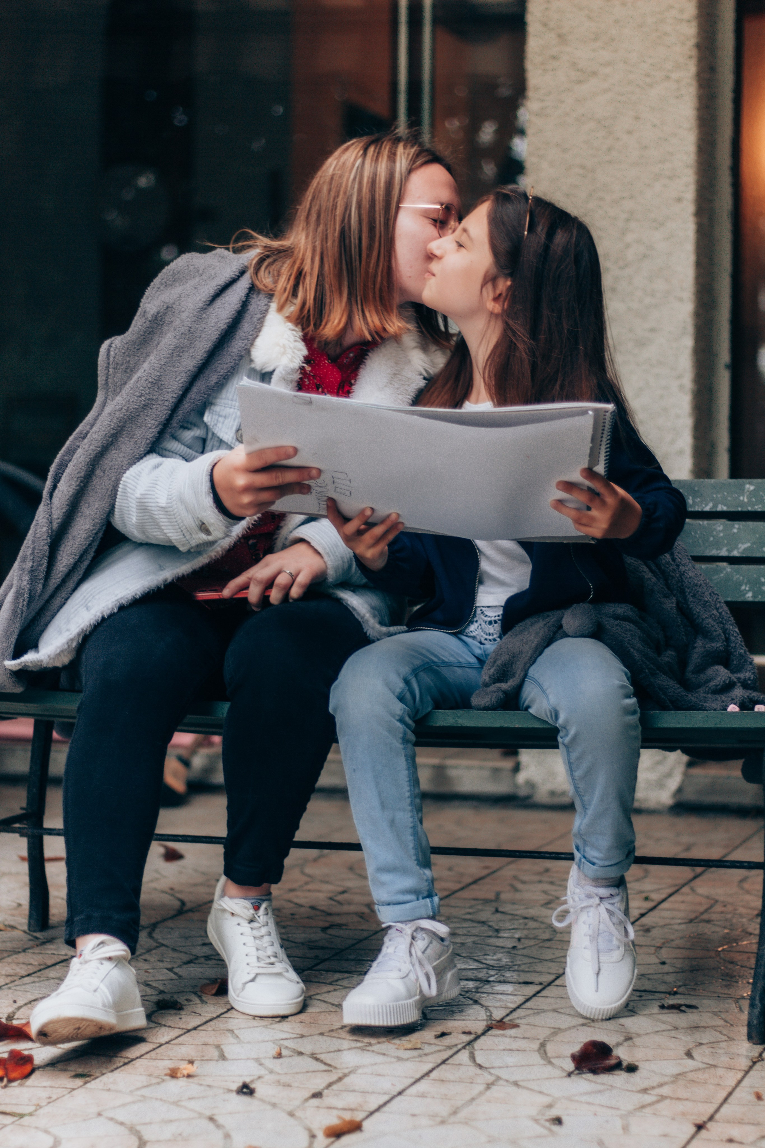 Johanna et sa famille. Studio photo « Partage ton bonheur » – Photographe famille près de Châtellerault, Poitiers et Tours