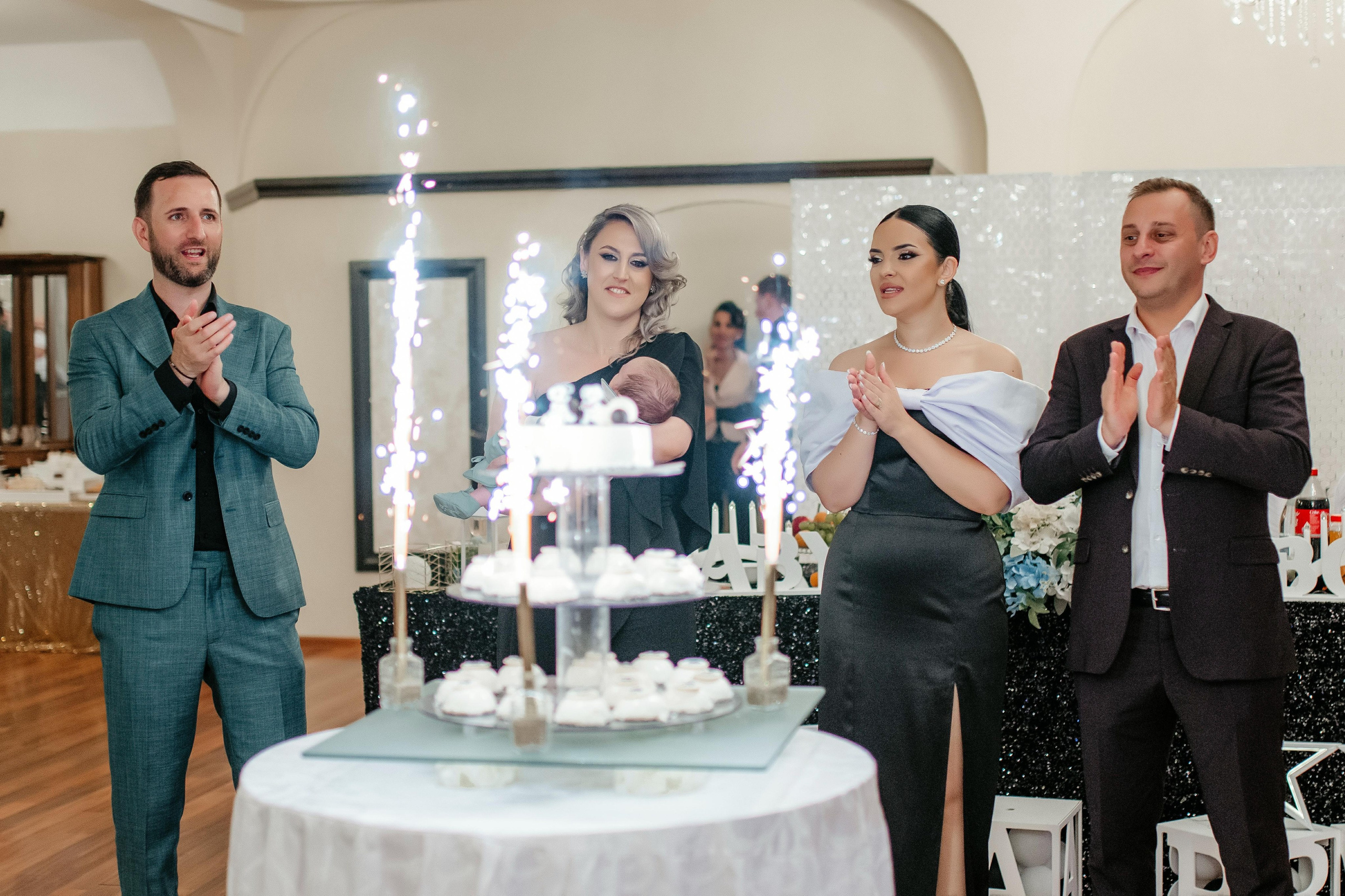 Aris Andrei. Fotograf si Videograf | Nuntă-Botez