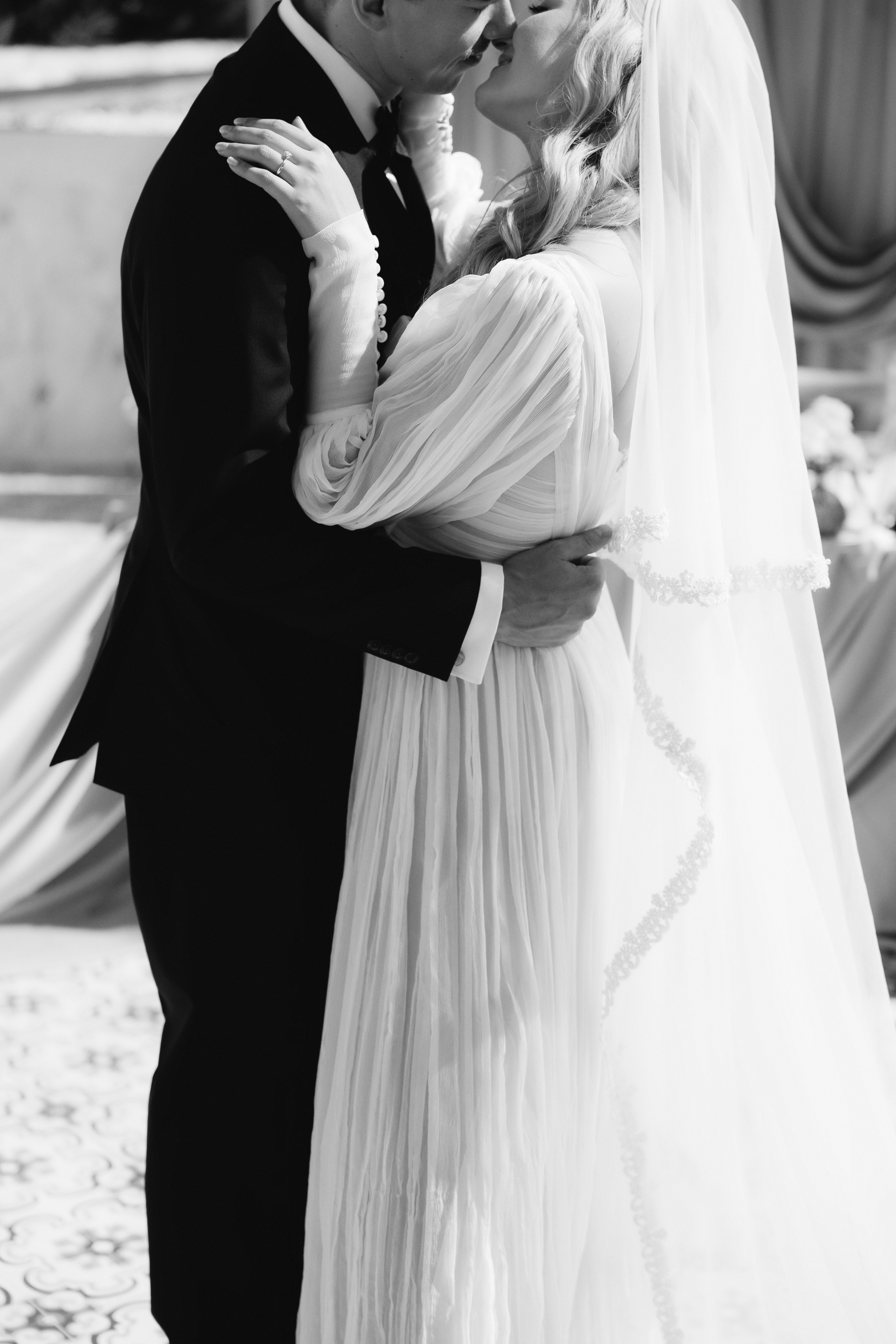 Dragoste povestită de noi. Servicii Foto Video în Chișinău și Europa ID-Brothers