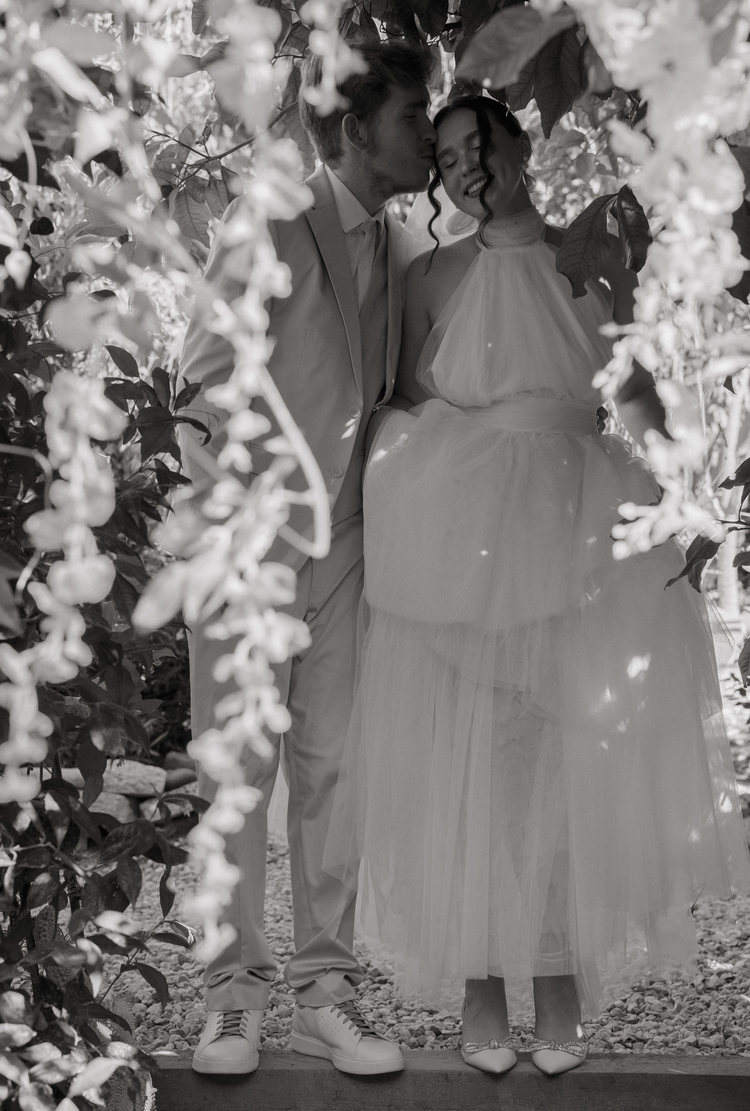 Olesia & Slava’s family wedding ceremony. Portrait, family, maternity & wedding photography & videography in SoCal Kseni Vibe