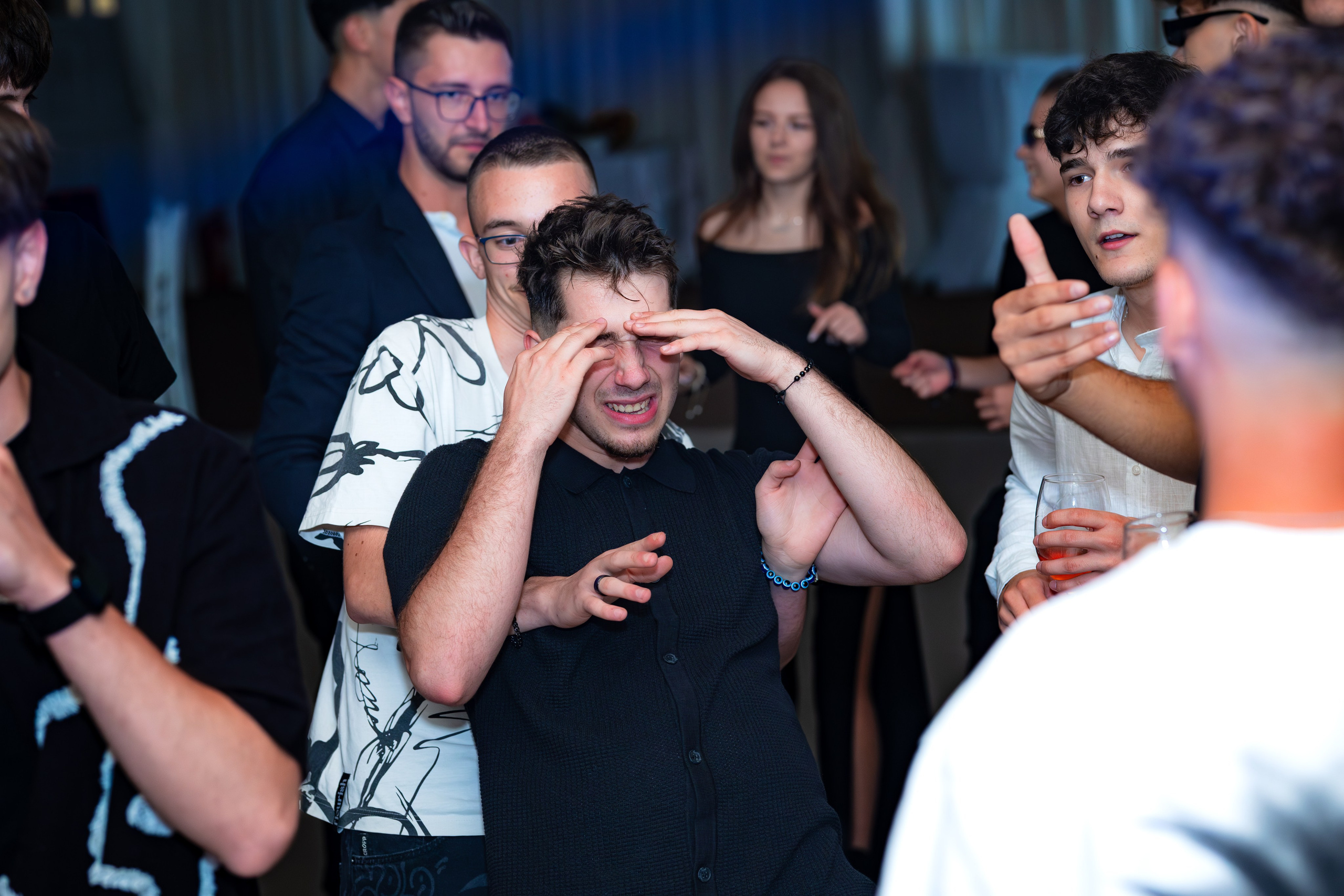 Majorat Denis. Ionut Brehuescu — Fotograf