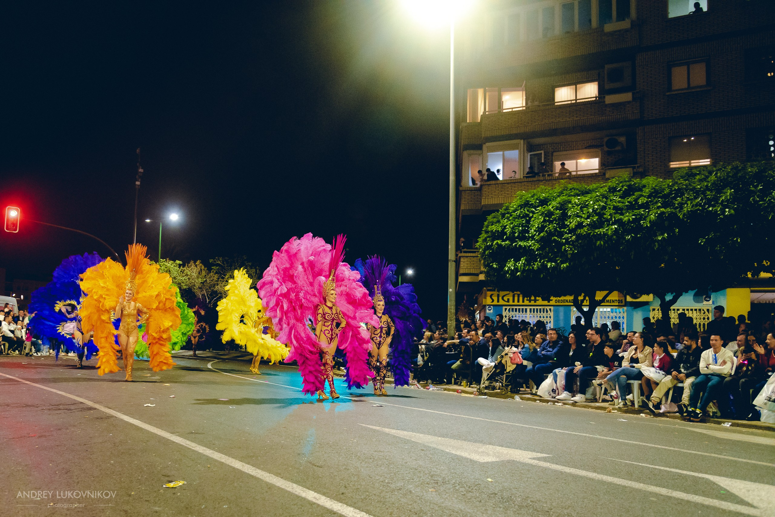 Photo report from the night carnival in Murcia | Reportage photographer Andrey Lukovnikov