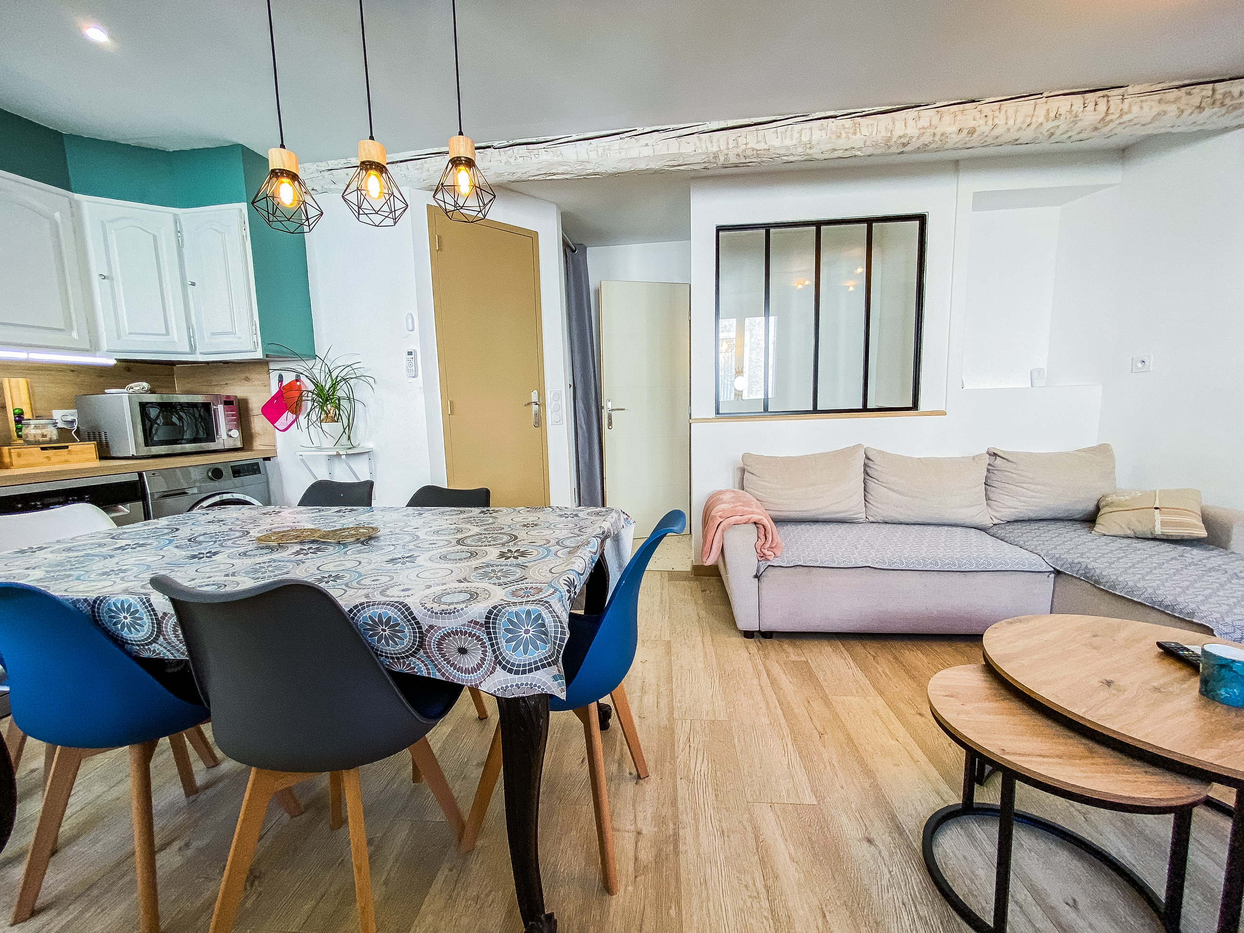 Photographie immobilière professionnelle – Location saisonnière | Happy NB – Vienne (86). Photographe professionnelle à Poitiers, Tours et Châtellerault | Studio photo entre Poitiers et Tours – portraits, familles, entreprises, ma