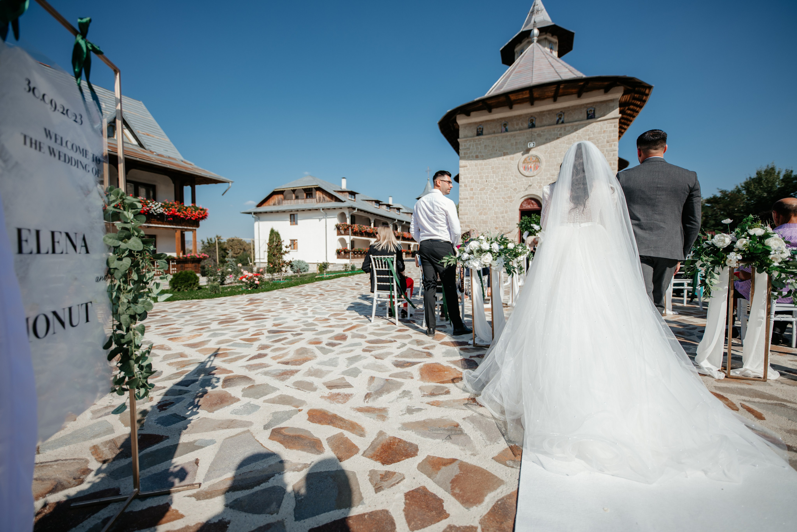 Elena & Ionut. Fotograf si Videograf | Nuntă-Botez