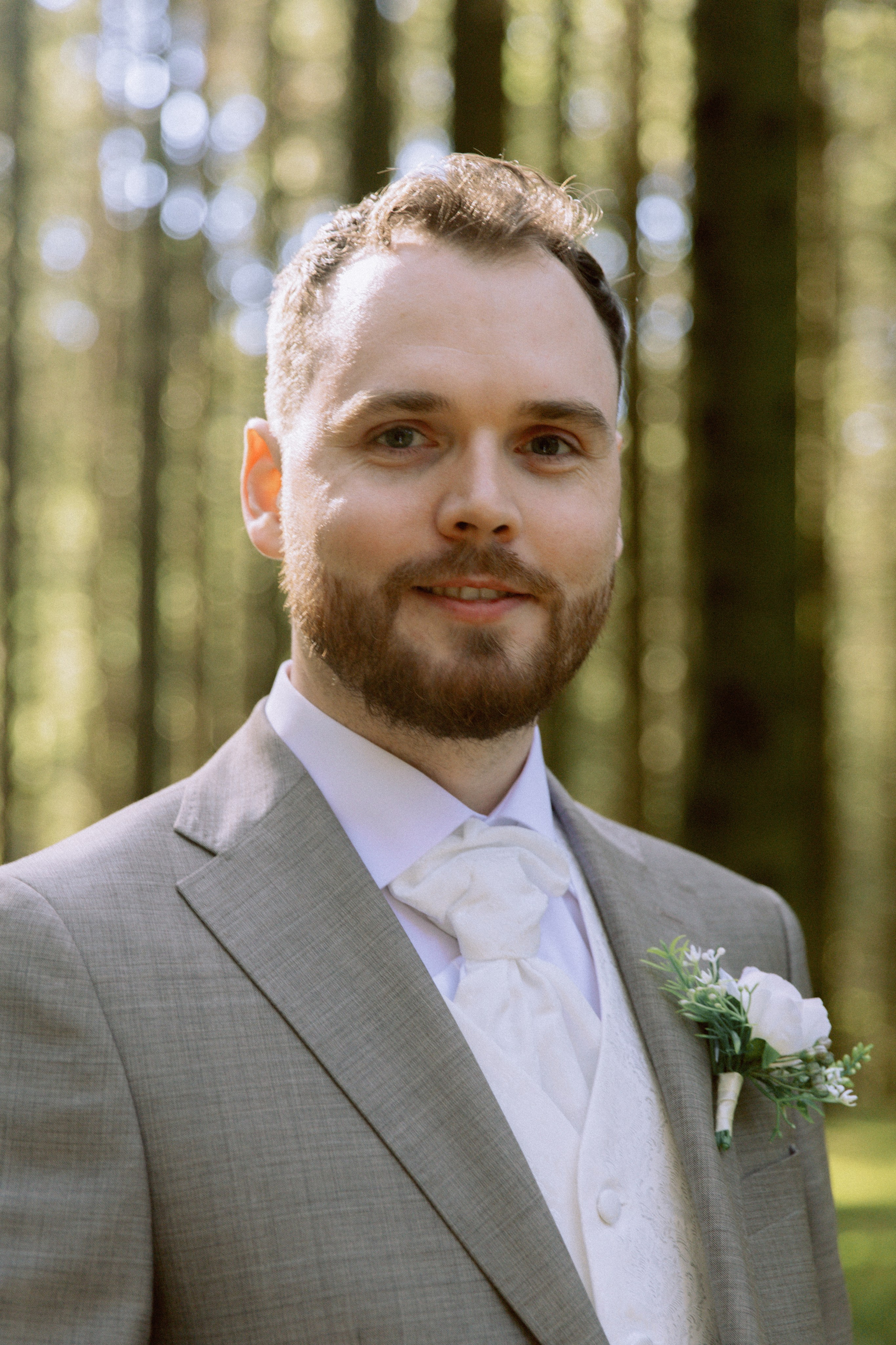 The two of us. Warm family & Wedding stories