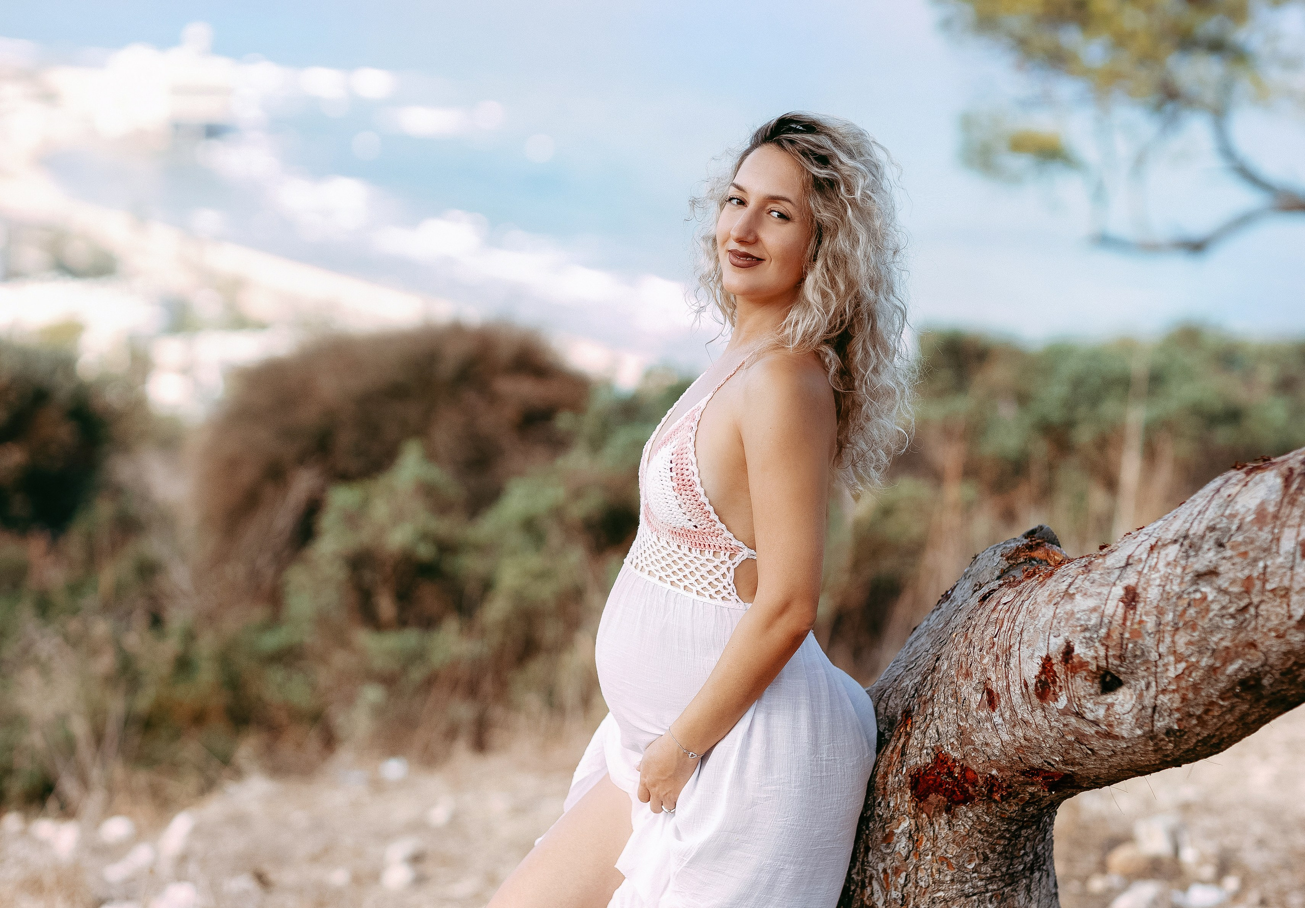 Gentle Alina waiting for a miracle. Pregnancy & nature. Mila Artphotо-Профессиональный портретный фотограф, Израиль