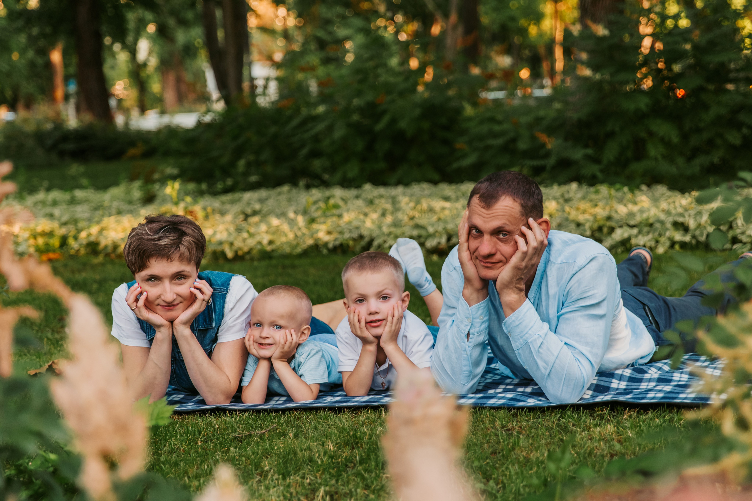 Families. Los Angeles portrait photographer Valeria Kasatkina