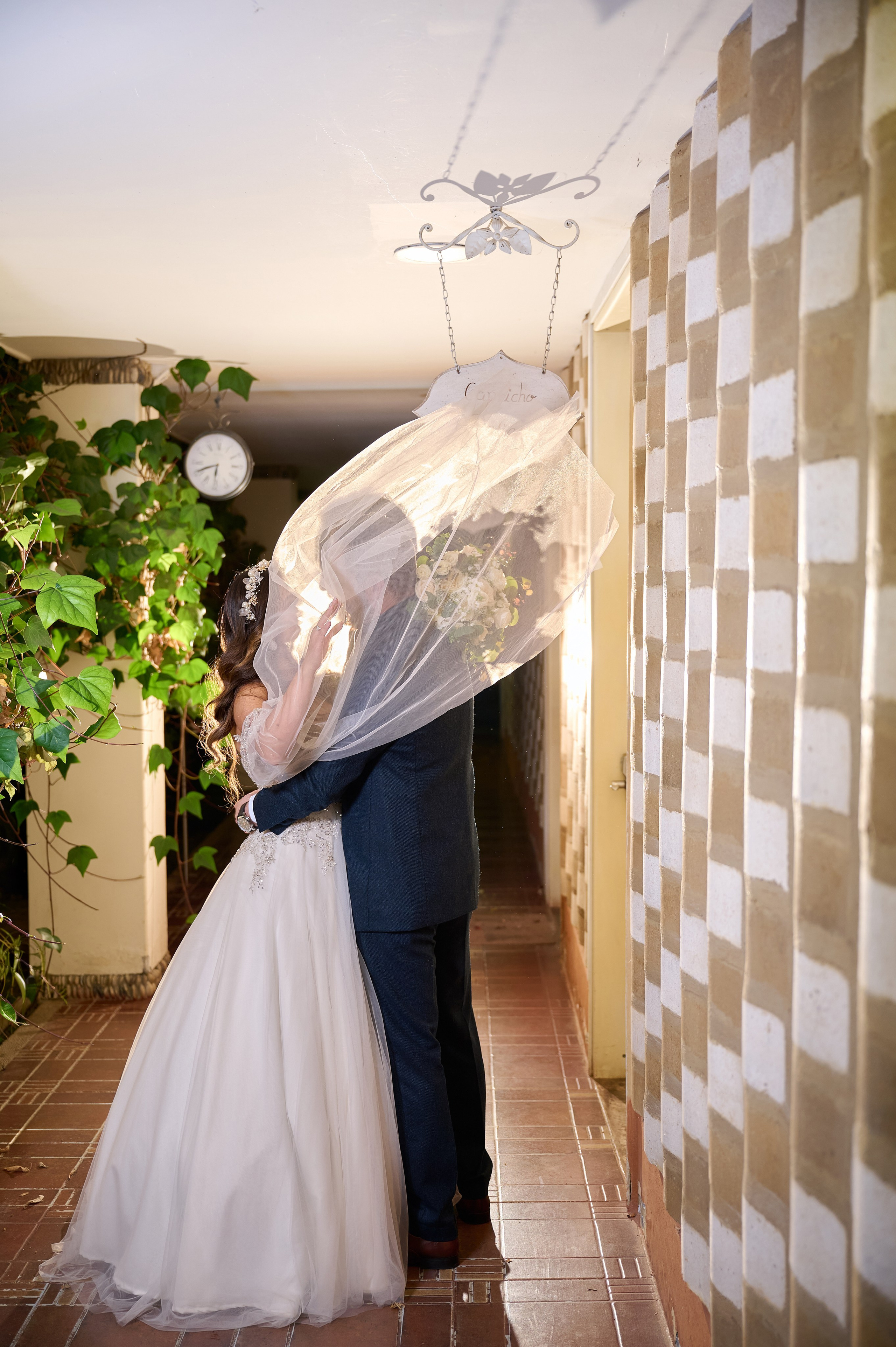 Art in Wedding | HendrickEj Wedding Photography. Wedding Photography & Videography by ZZ Hendrick | Capturing Your Love Story in Colombia & USA