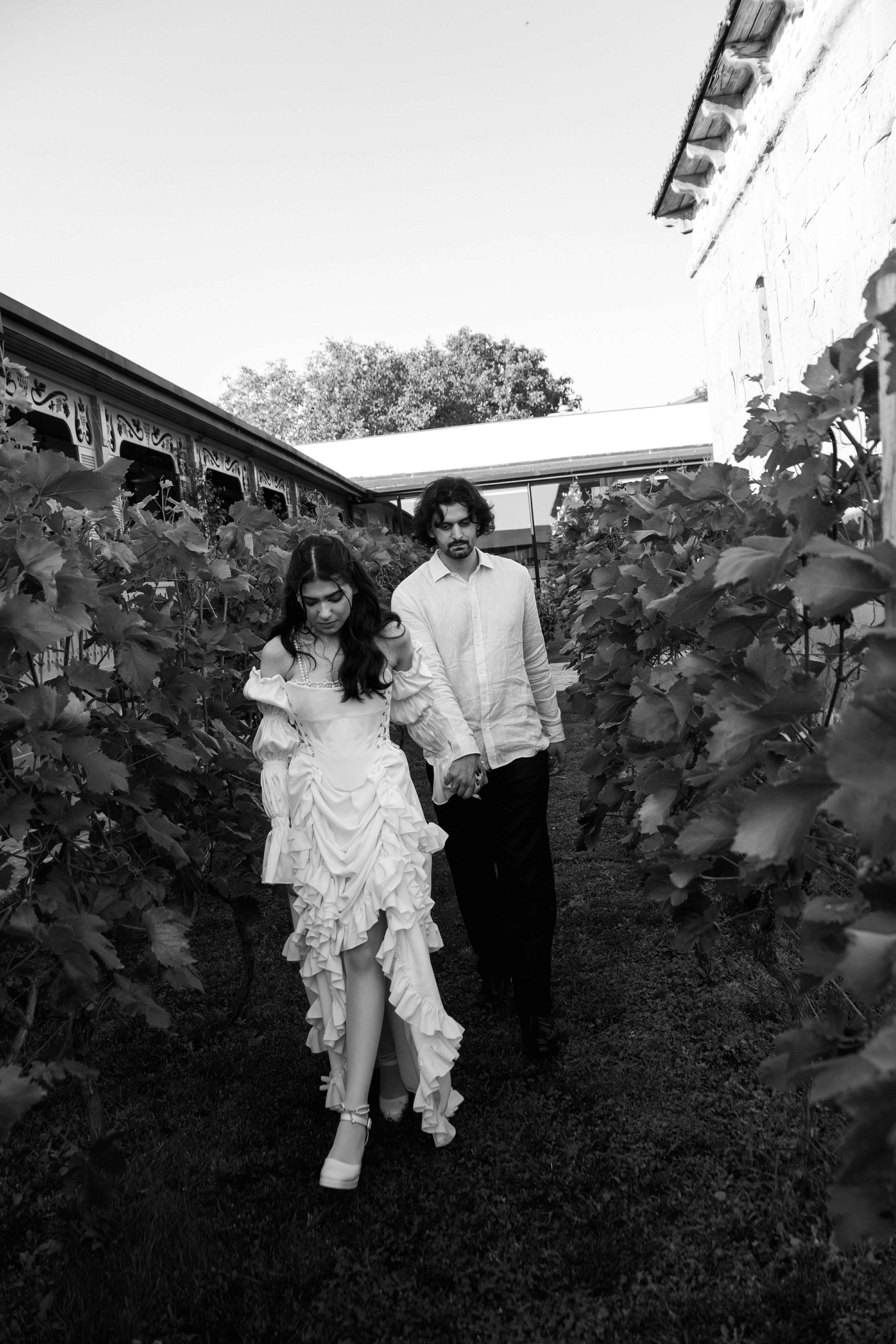 Свадебная пара из Грузии и Казахстана в Тбилиси. Свадебные фотографы в Грузии, Армении. Макс Коваленко и Лара Татосян. Свадебный видеограф