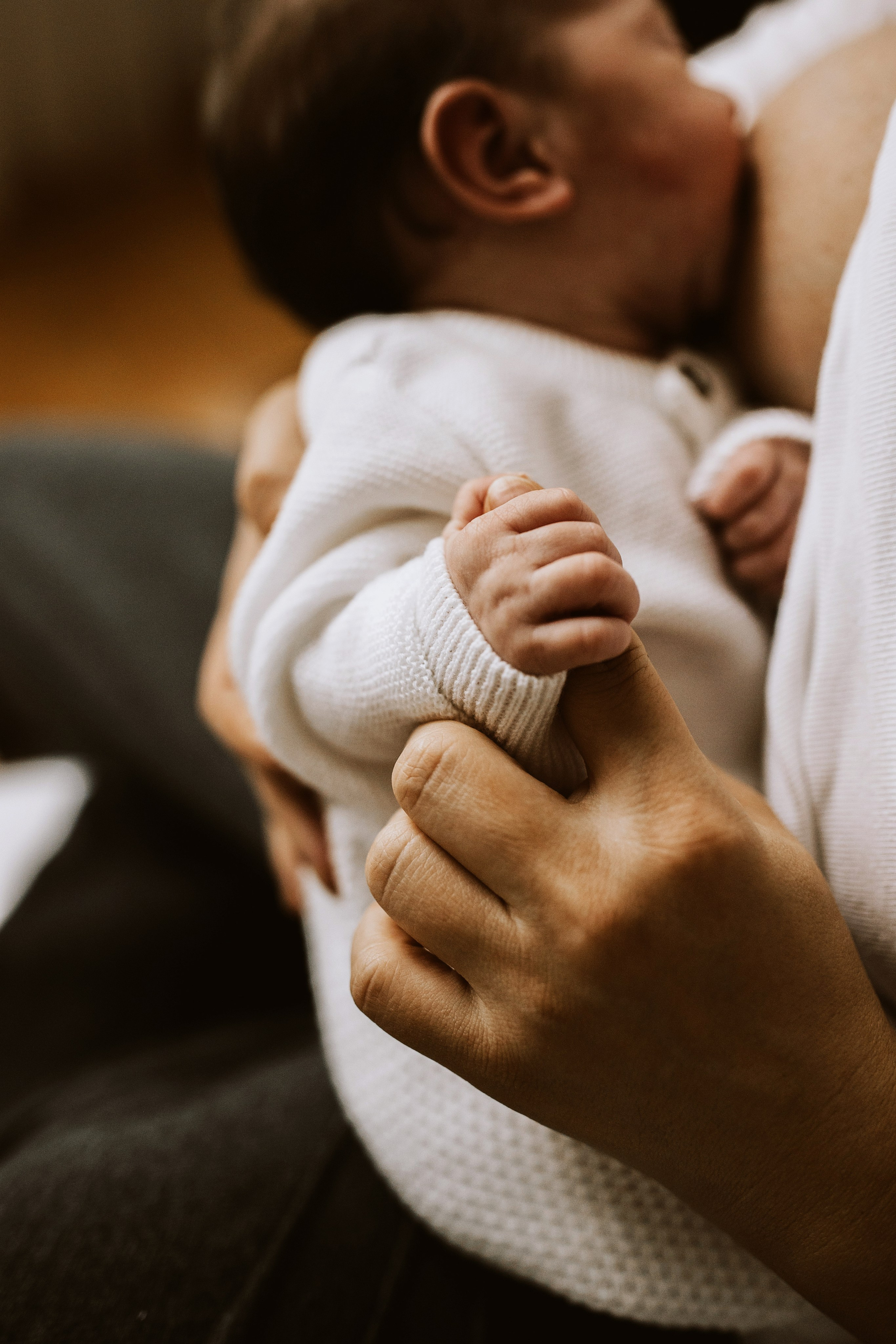 Newborn Shooting im Hotel. Family Fotografer in München und Umgebung