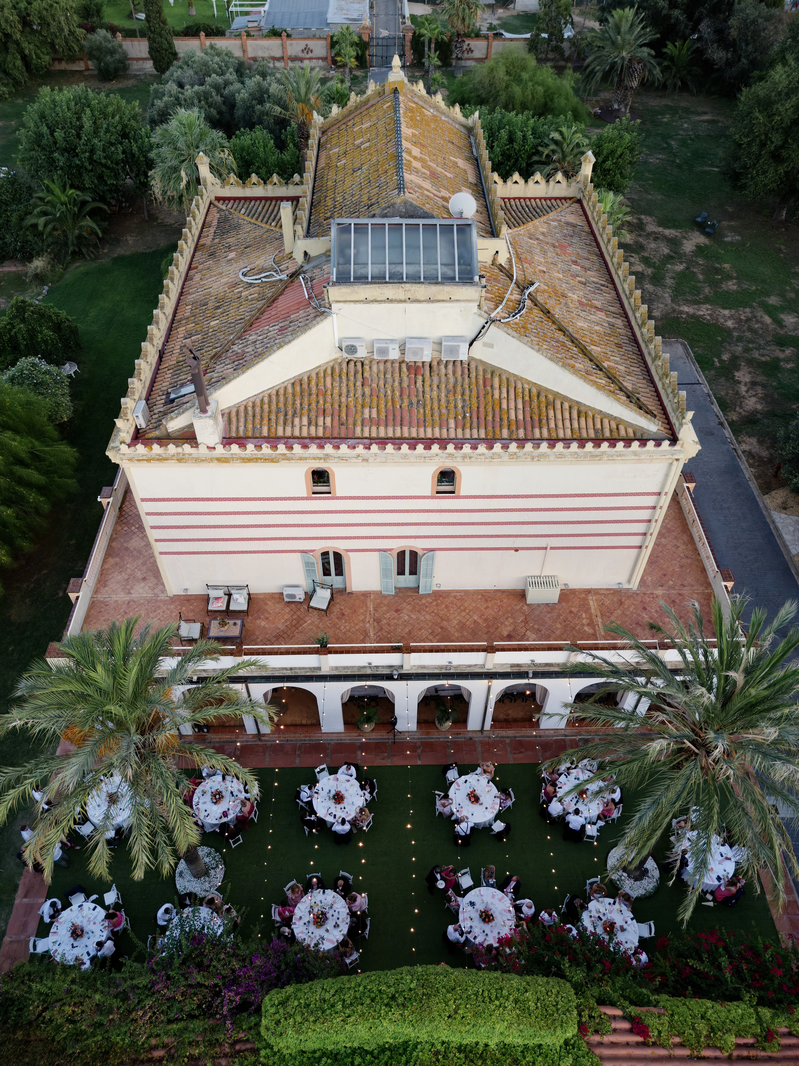 Wedding of Gracie & Joe at Gran Villa Rosa, Barcelona