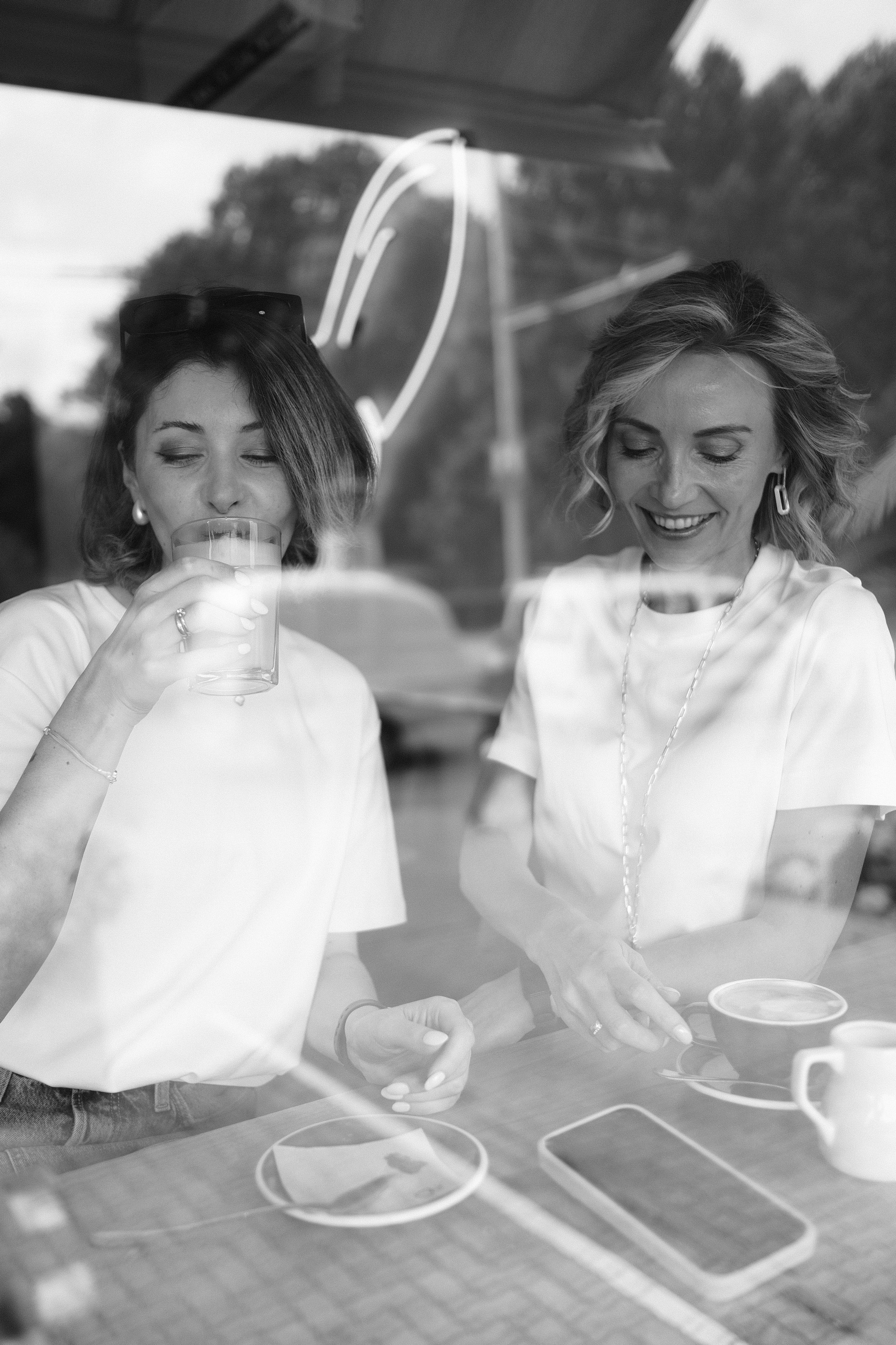 Две подружки в Риге. Свадебный фотограф в Риге — Вячеслав Лучненков