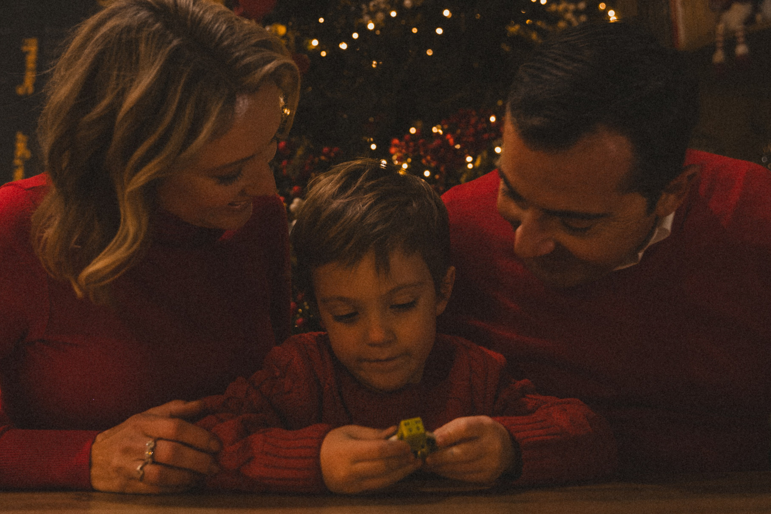 CHRISTMAS AT NAVONA. Elizaveta Razumova | Fotografa Cinematica per Love Story, Matrimoni e Ritratti