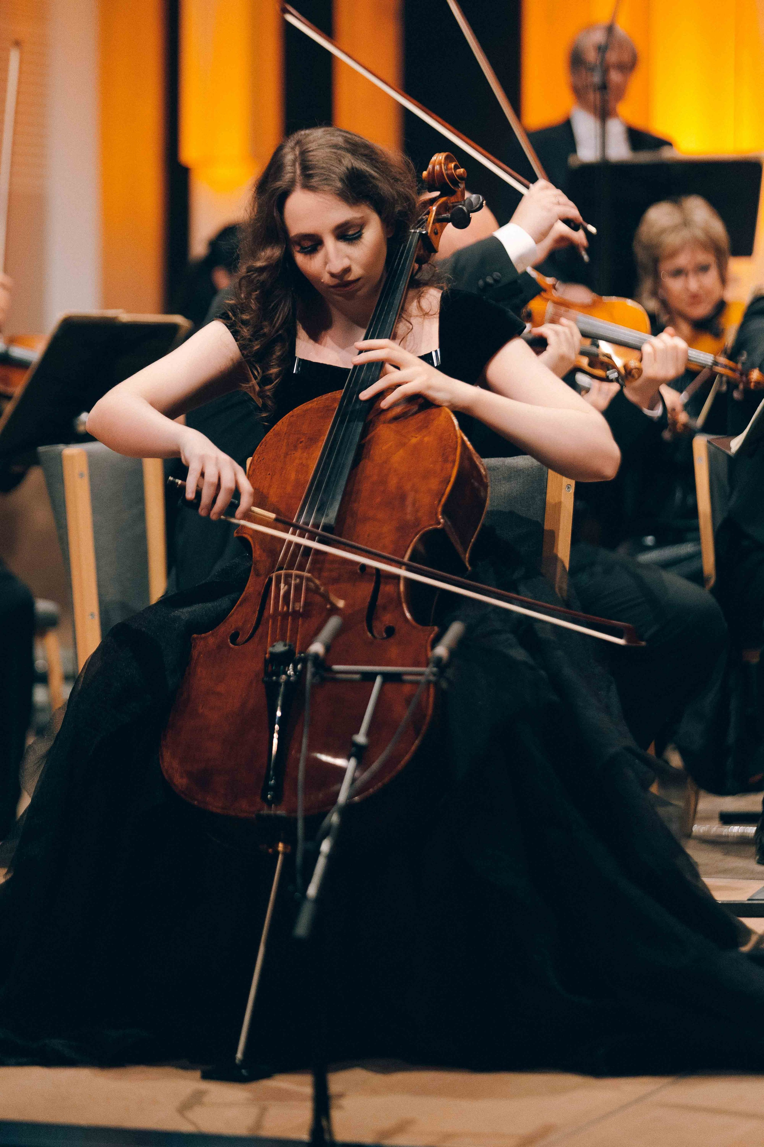 BUDAPEST MUSIC CENTER. Wedding&Event photographer Ismail Rzayev in Baku