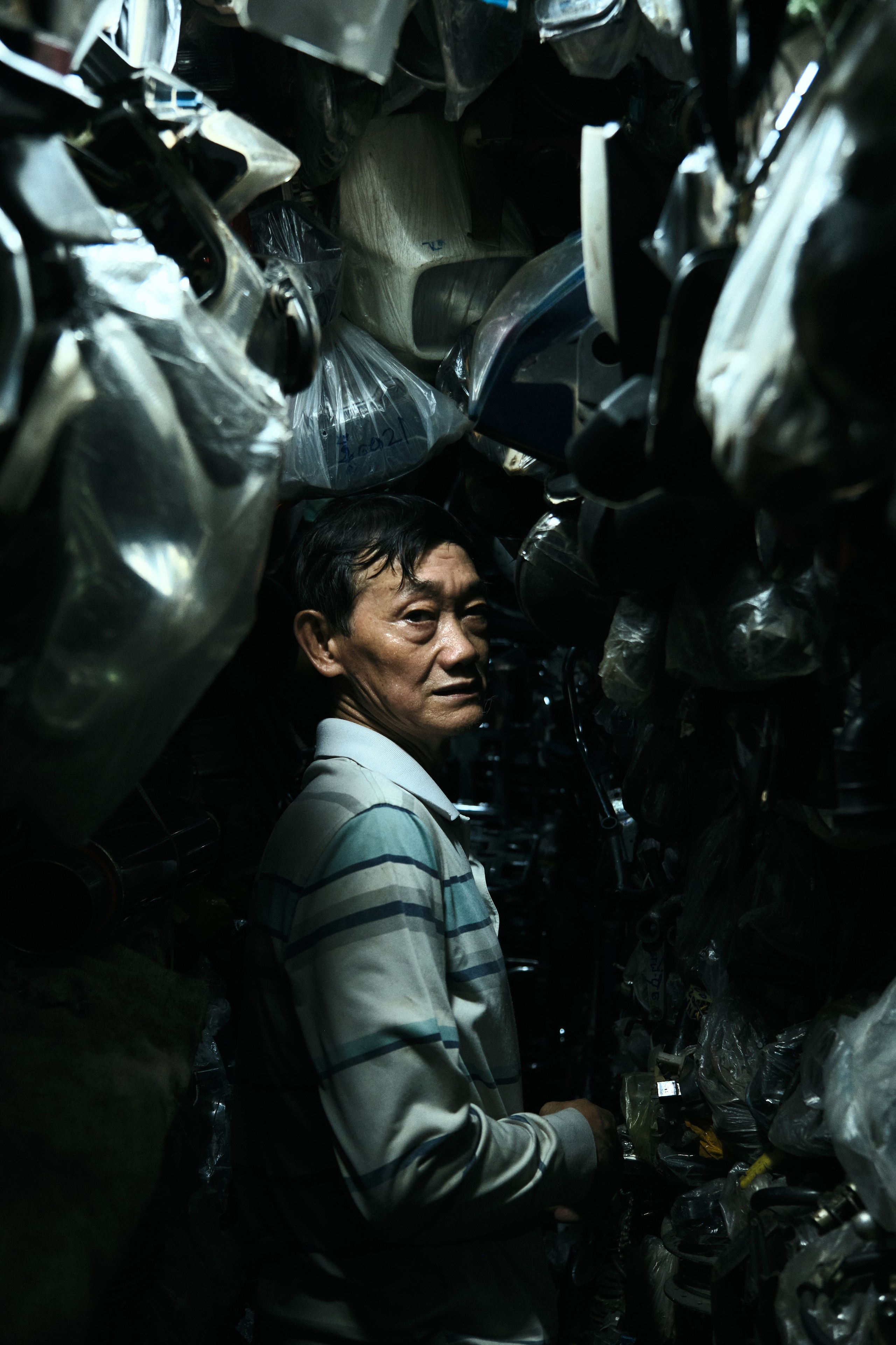 Street. Petr Nabutov. Portrait photography, Cambodia