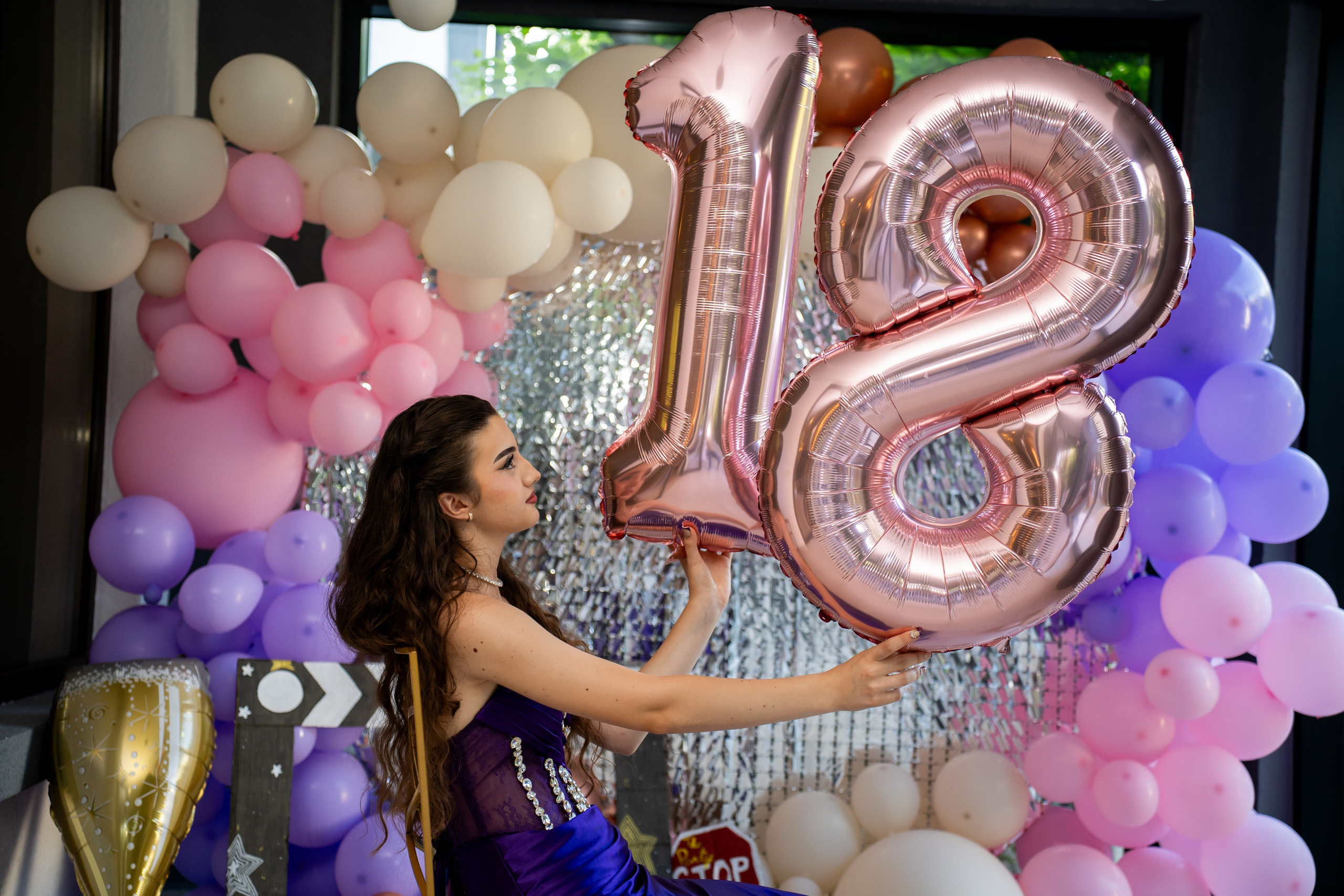 18 ANI - UN NOU ÎNCEPUT