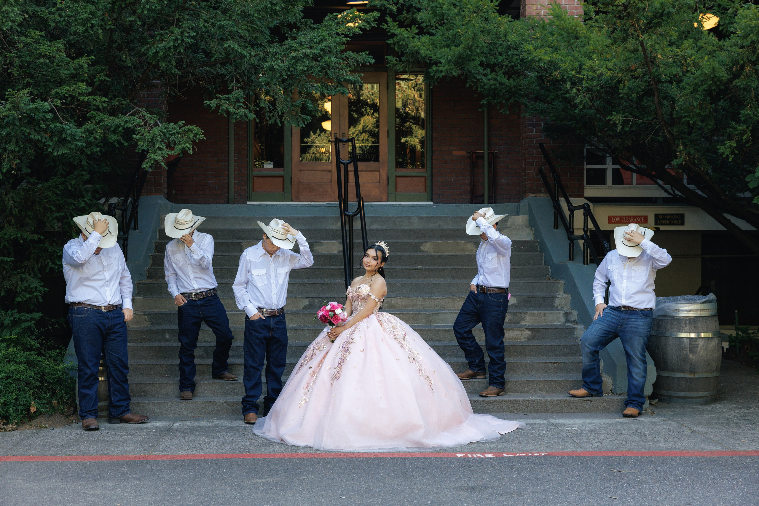 Kamila XV photoshoot. Hector Salazar Photography | Quinceanera, Wedding & Family Photographer in Oregon, and Washington