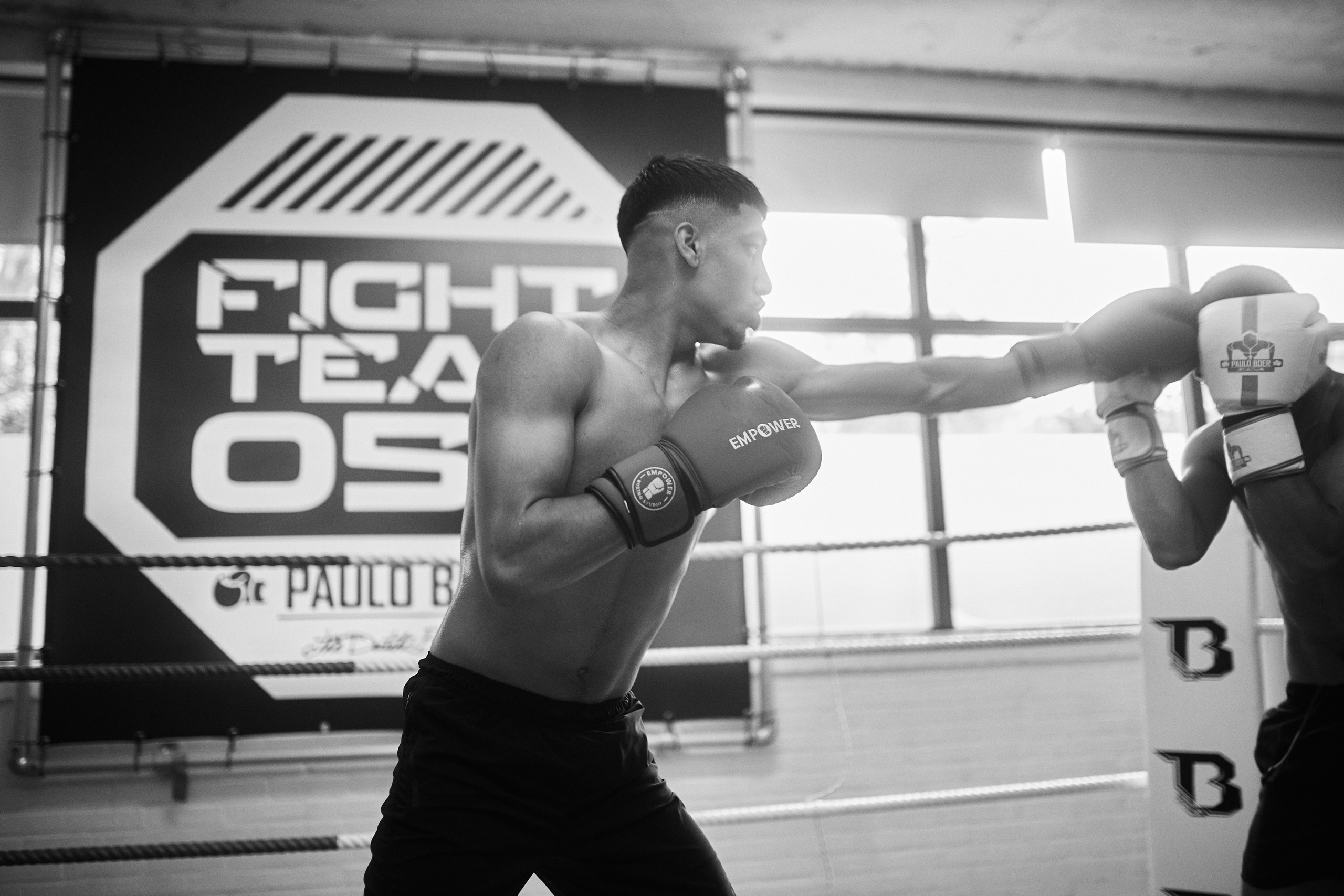 Boxing Hamid. Personal, fashion, business Photographer in Netherlands