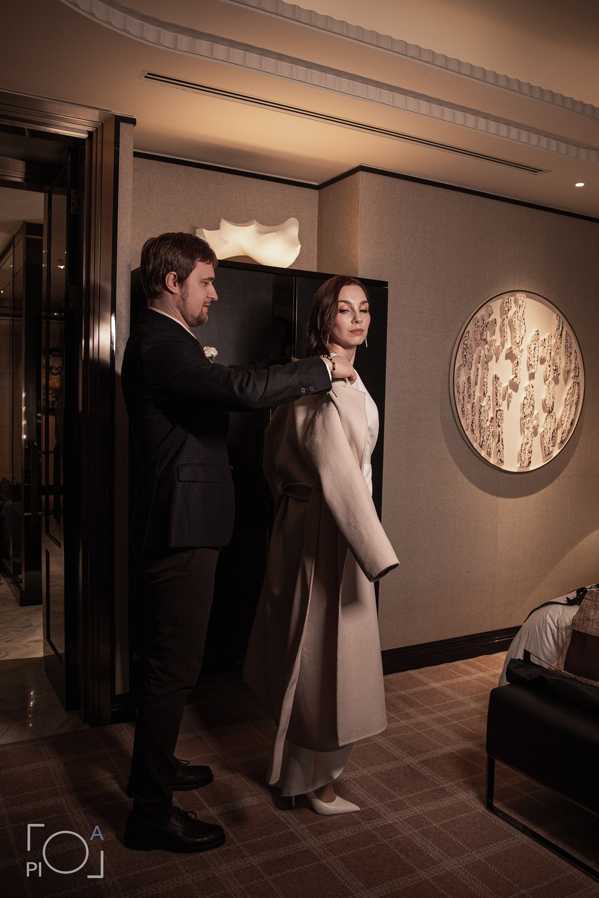 Свадебная фотосессия с консульской подписью в консульстве. Фотограф в Шанхае — Лола Пидлуская