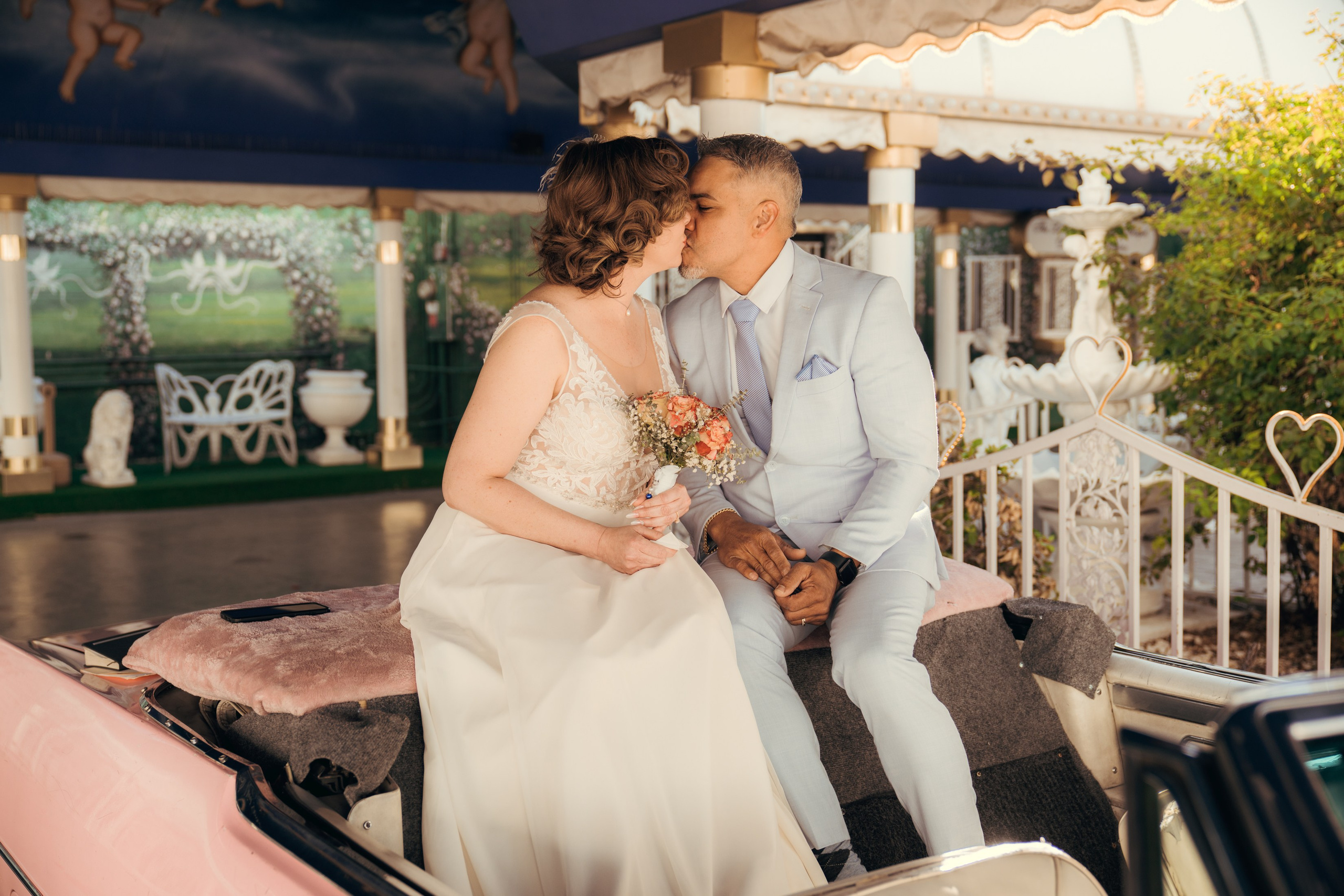Ivelis&Manuel. Wedding & elopement photographer Viktoriya Kravtsov. Las Vegas