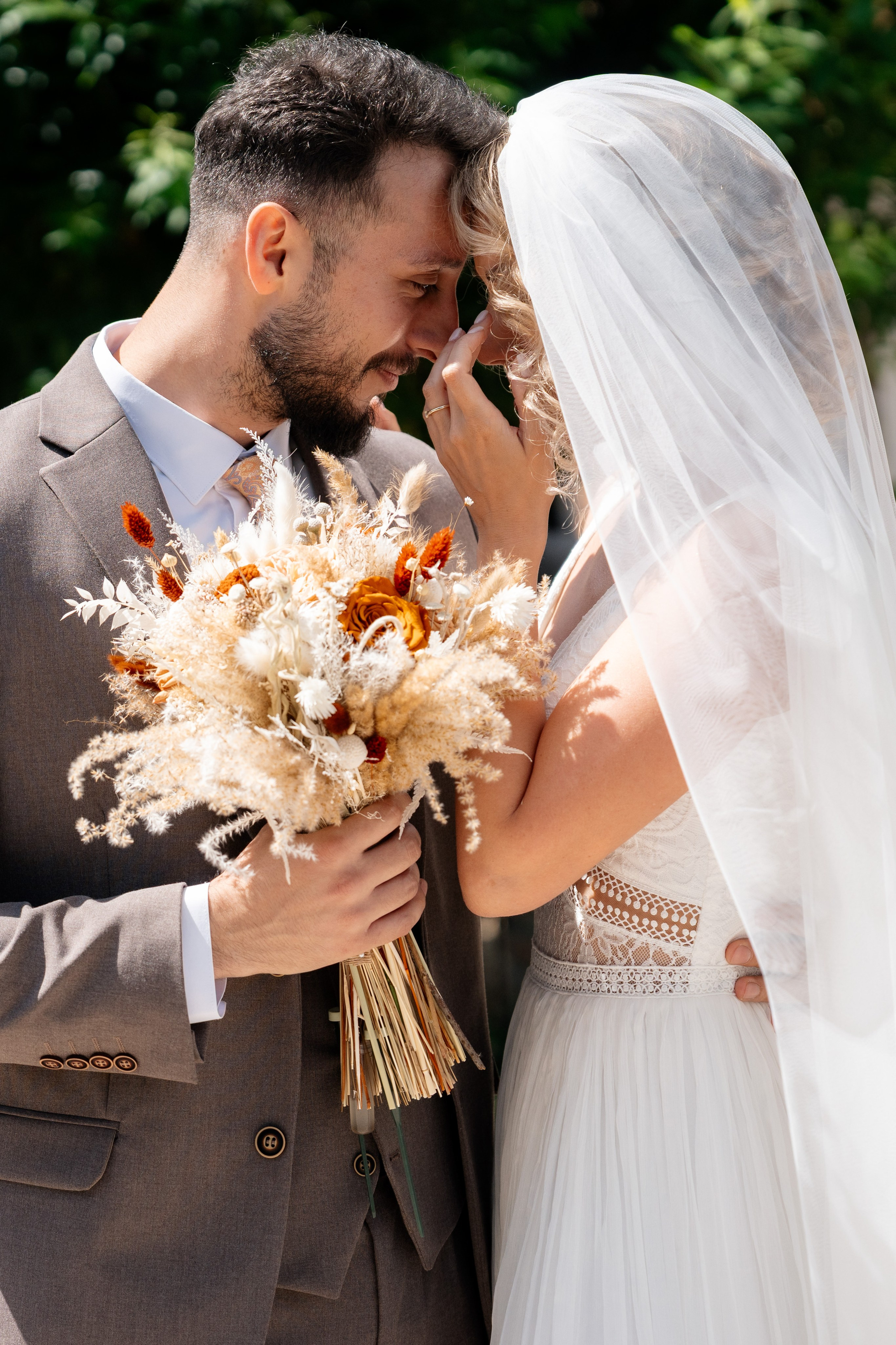 Octavia & Theo. Destination Wedding Photographer Alex Pasarelu