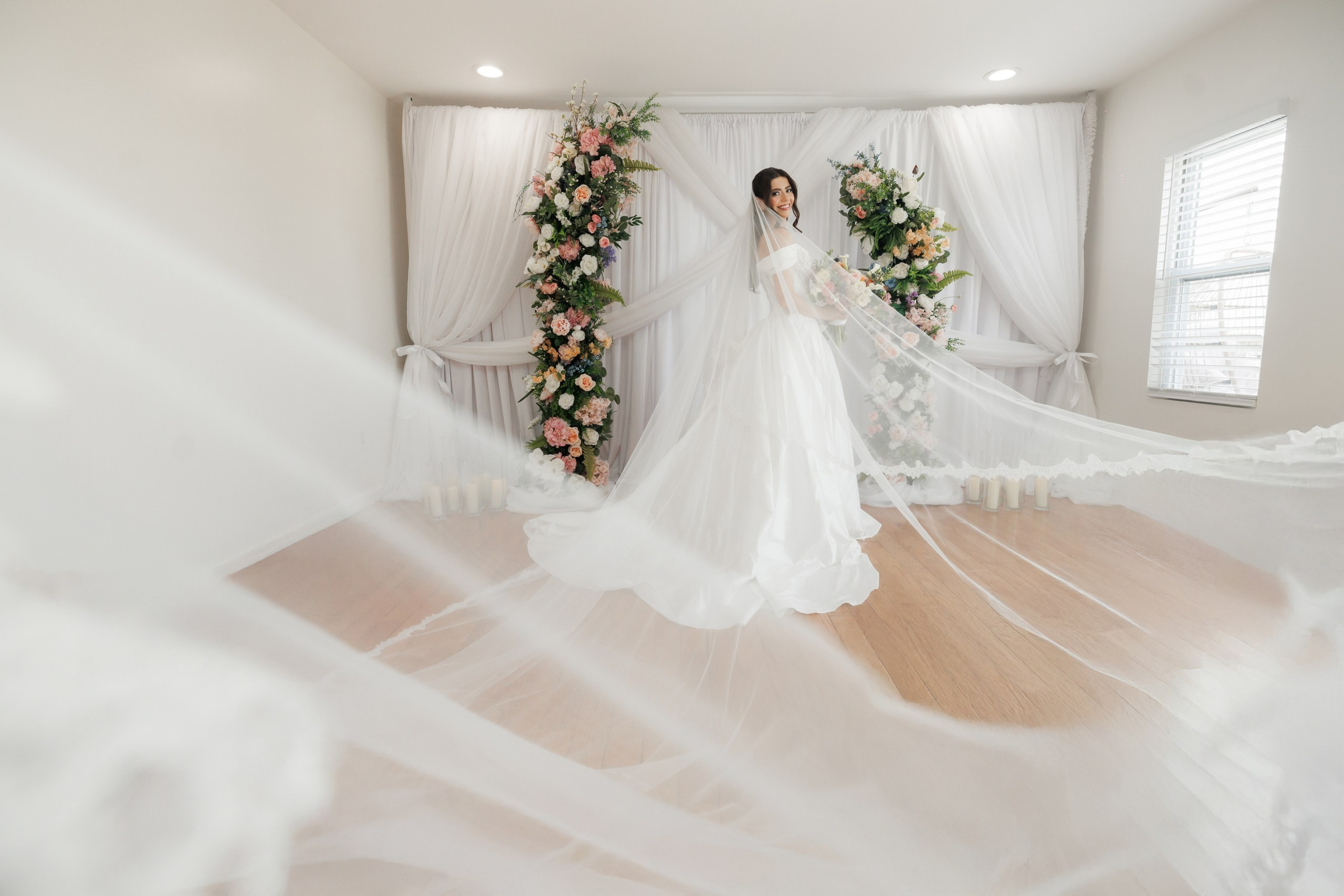 Jewel and Geovany. Wedding Photo & Video