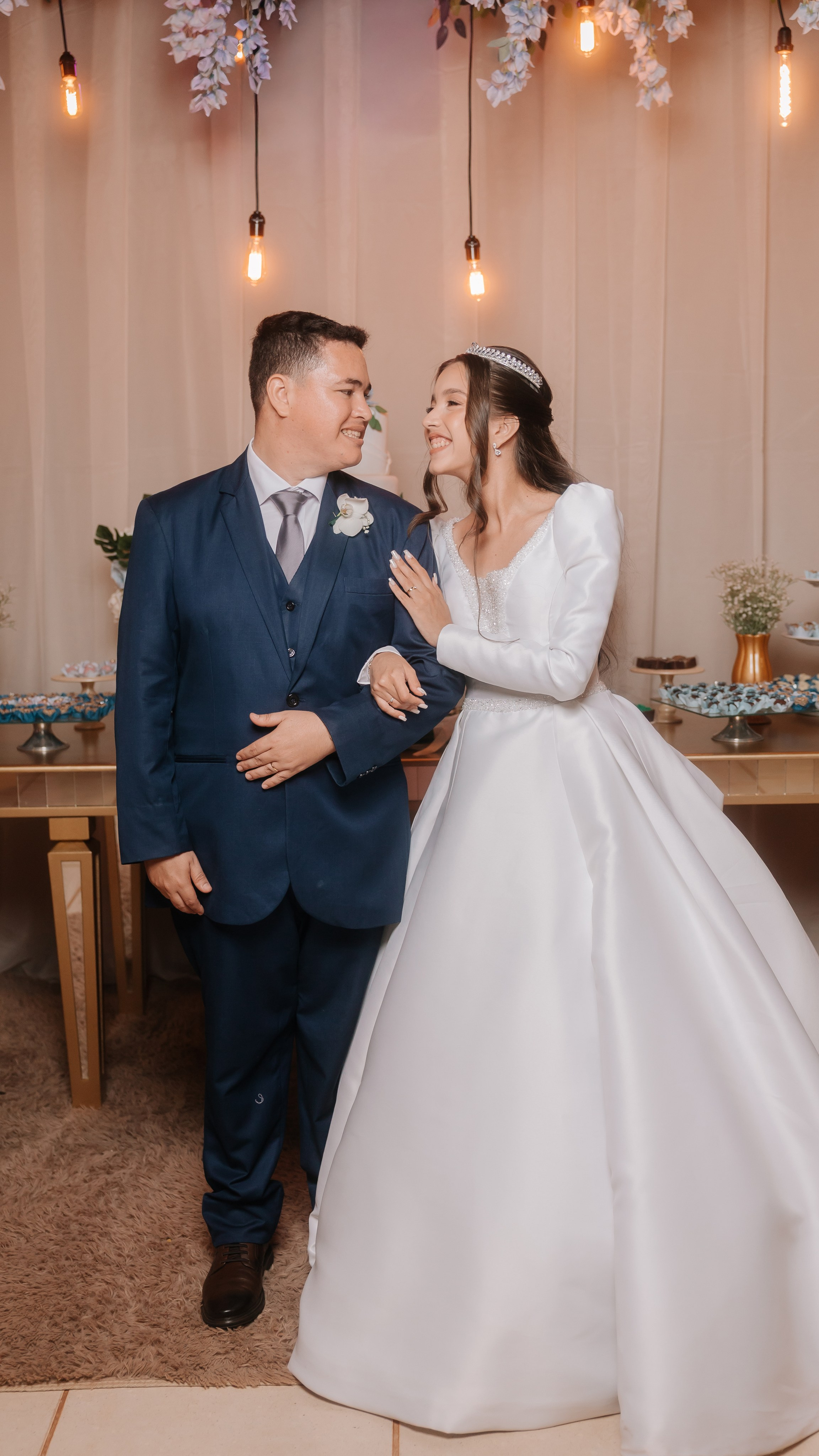 Thays e Thalinson. Fotógrafo de Casamento em Itumbiara-GO: Lorran Martins Fotografia