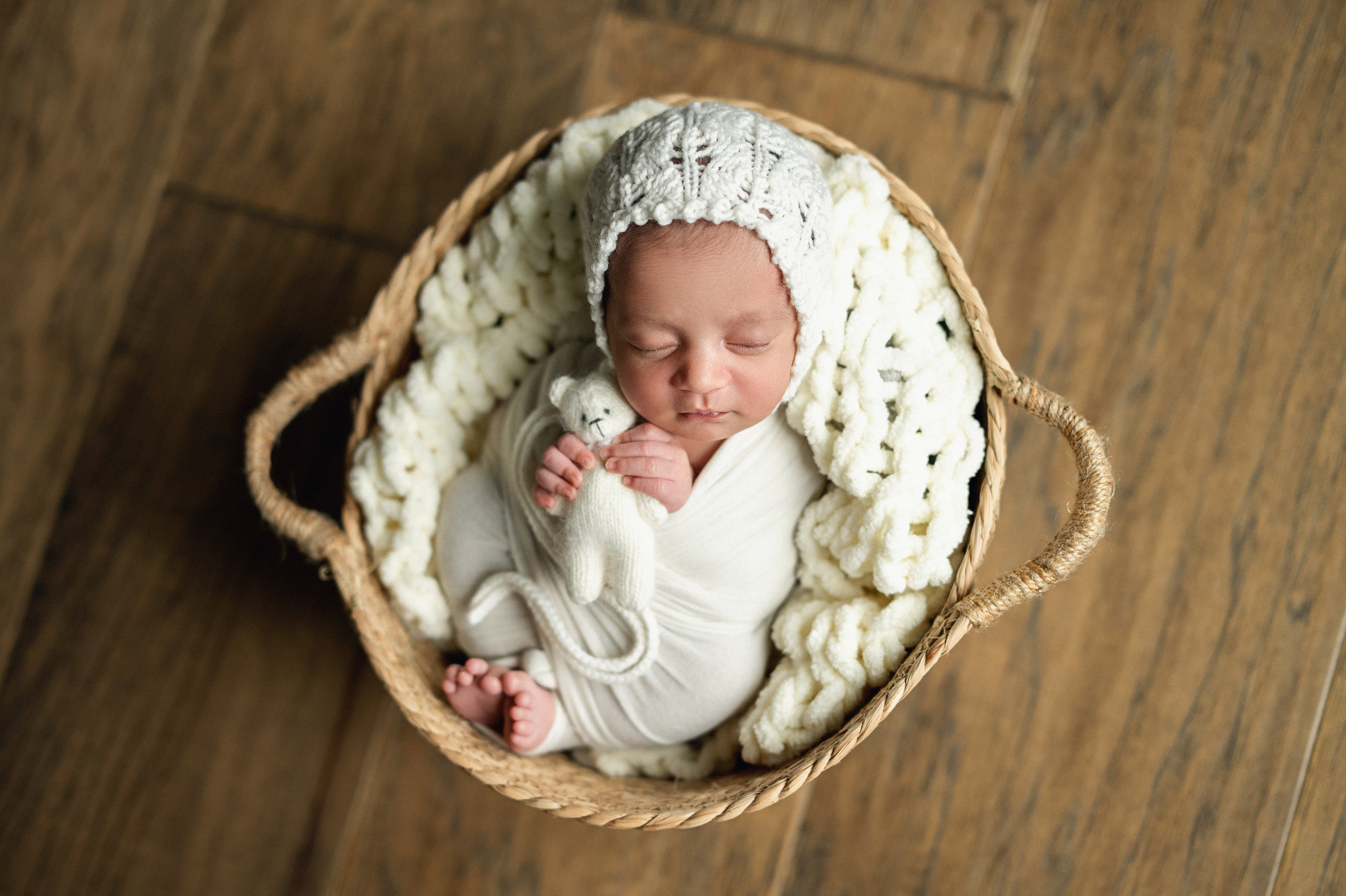 Kashvi 12 days. In-home newborn photography Raleigh & area Katya Kulikova