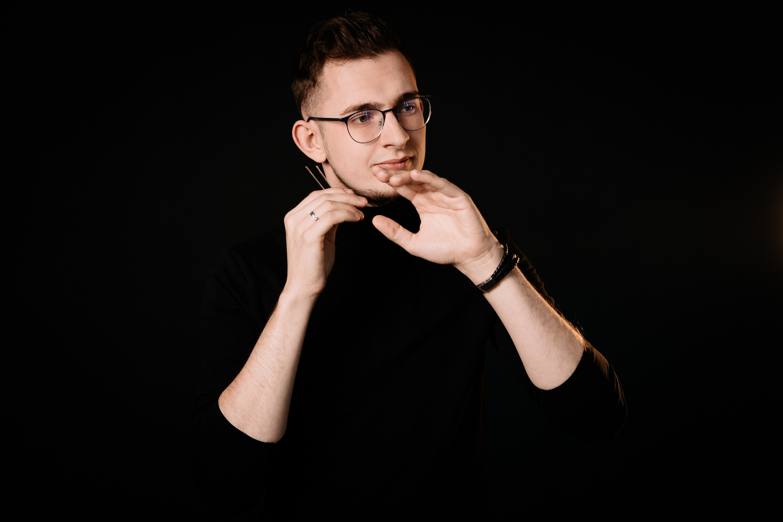 Mateusz. Fotograf Ślubny Warszawa - Sesje Biznesowe Rodzinne Eventy