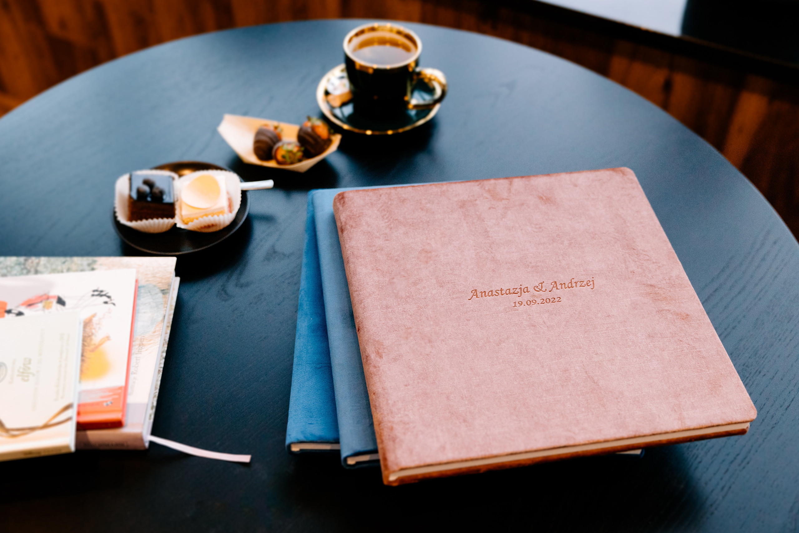 Oferta fotografii ślubnej - Cennik fotografia ślubna Gdańsk - cena. Fotograf Ślubny Warszawa - Sesje Biznesowe Rodzinne Eventy