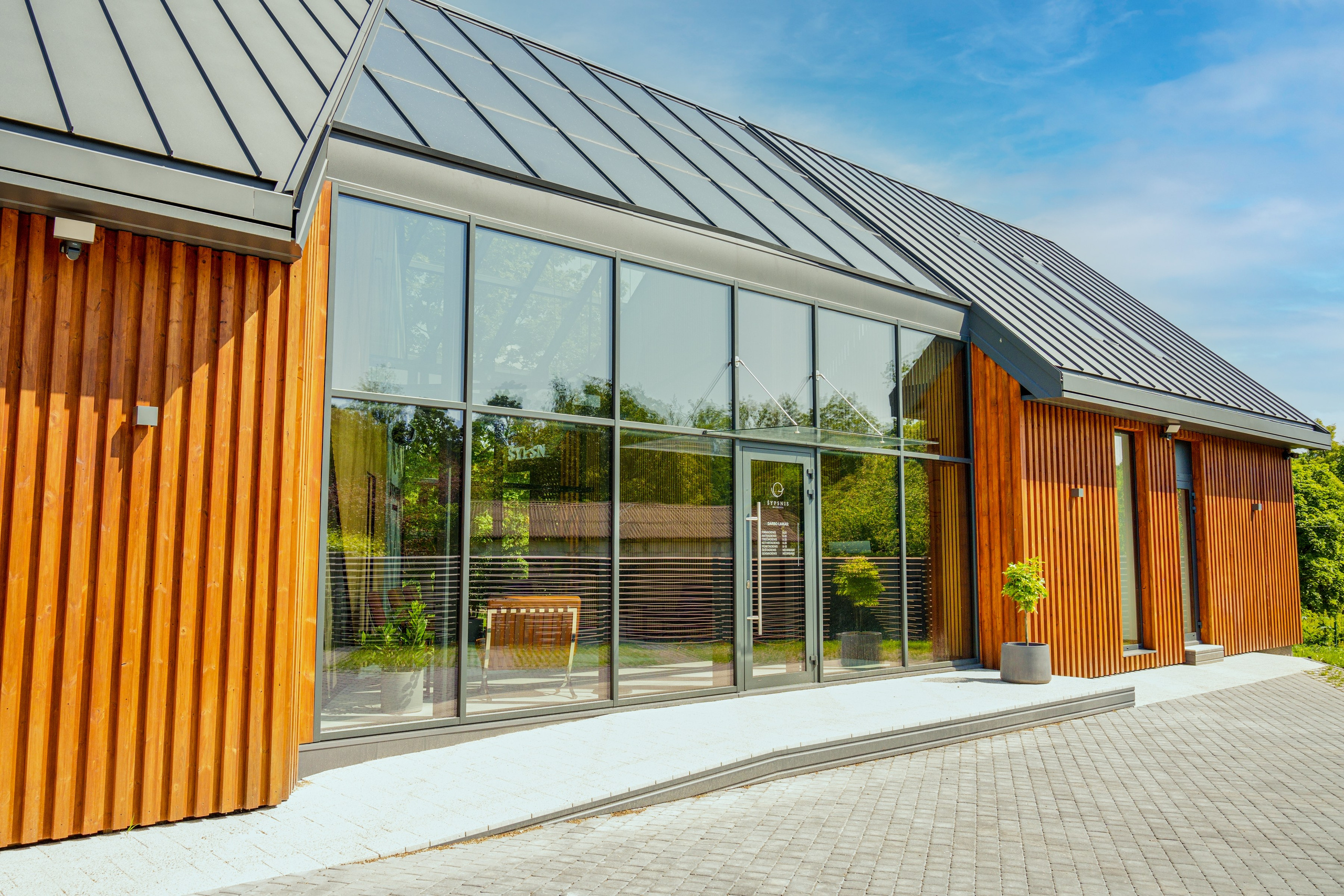 Žaliųjų ežerų g. 27. Elina Sapiega fotografė Vilniuje