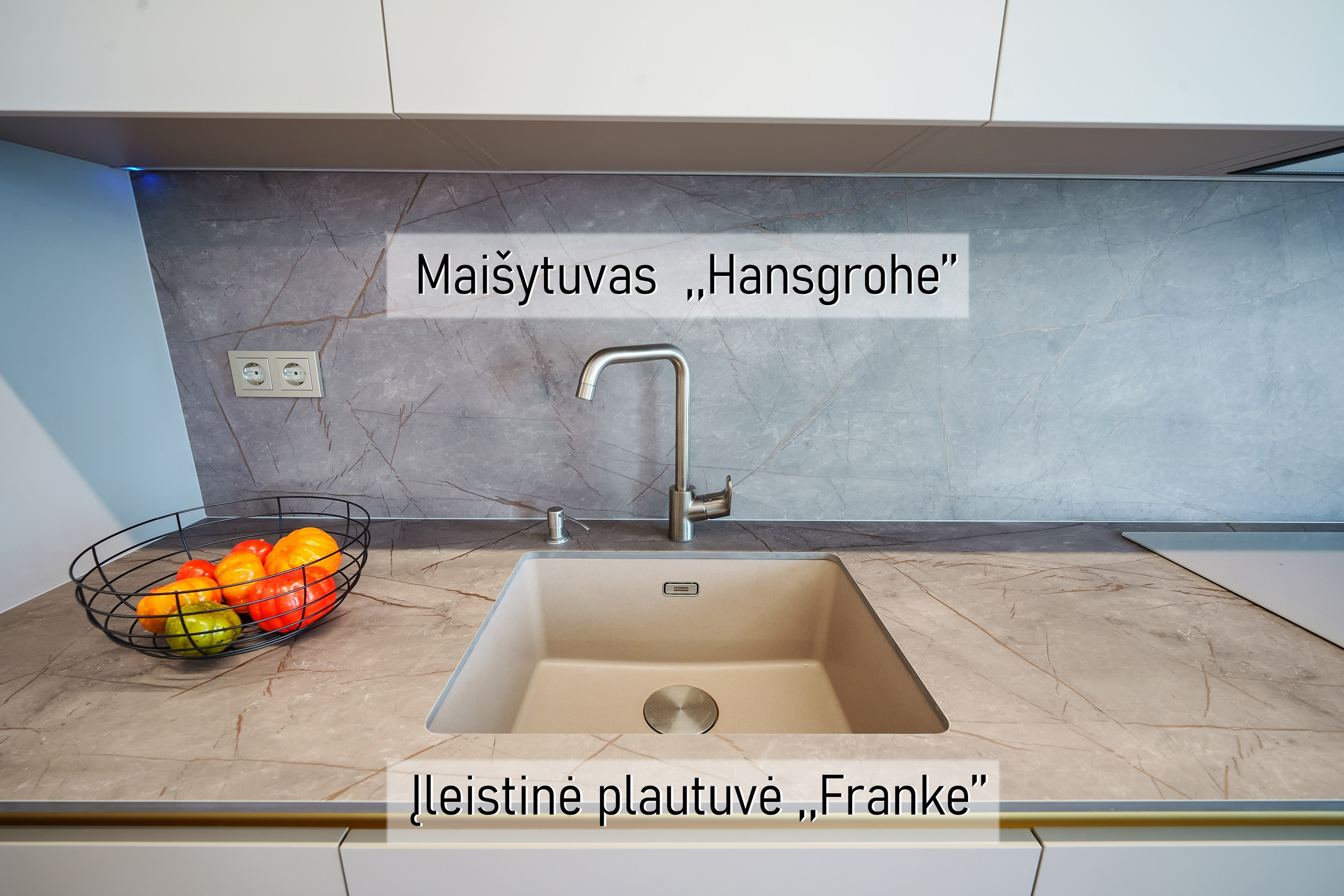 Маžvydo g. 30. Elina Sapiega fotografė Vilniuje