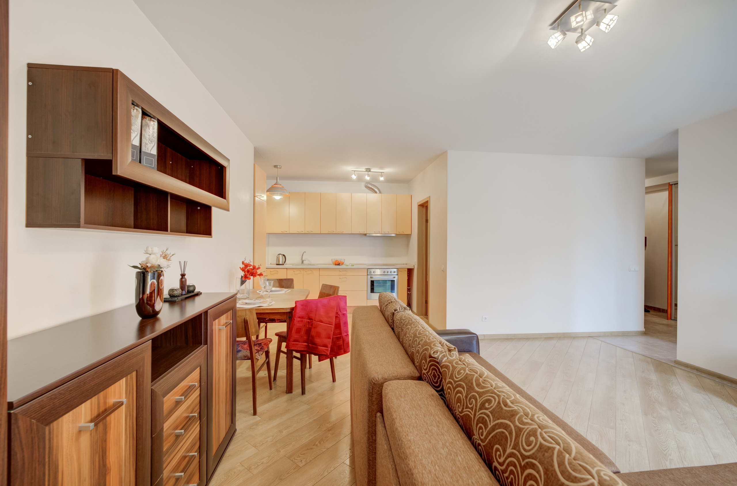 Šv. Stepeno g. 29, 2-jų kambarių buto fotosesija. Elina Sapiega fotografė Vilniuje