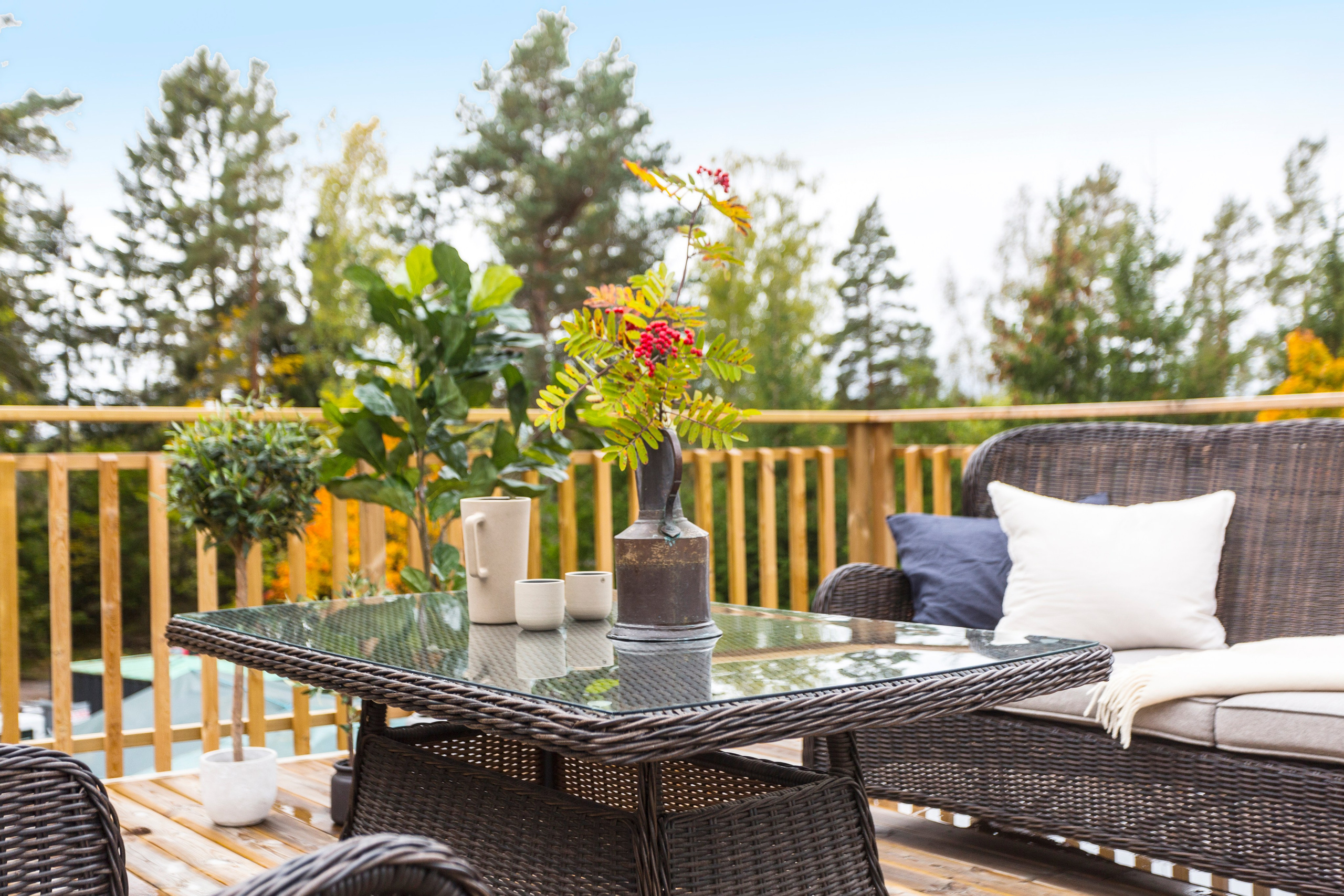 Villa i Stockholm med altan. InHome Design Stockholm – Interiördesign och homestyling i Stockholm