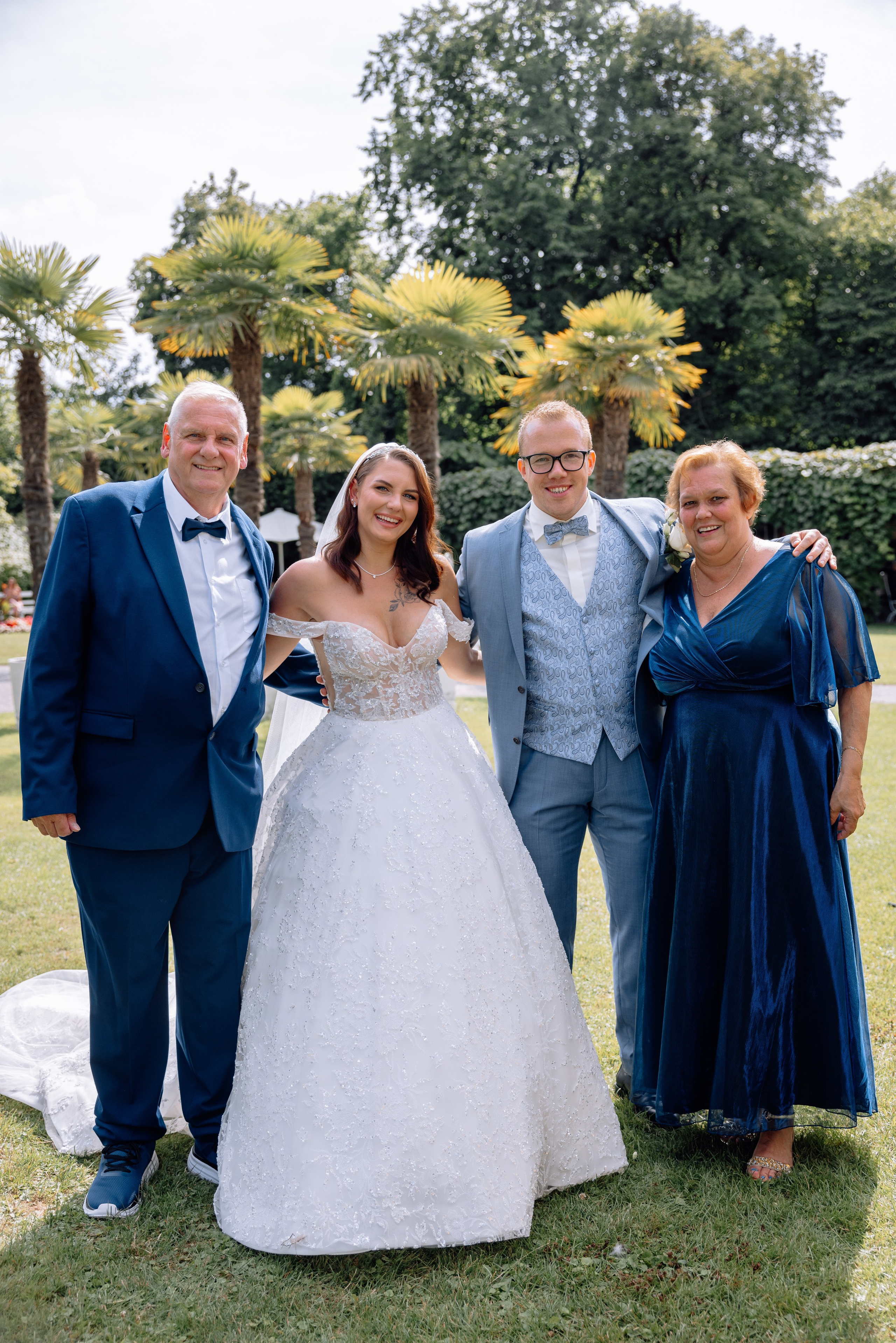 Hochzeit im Schlosscafé im Palmenhaus & Schloss Nymphenburg. Hochzeitsfotograf München Taufe Familienfotograf Tanja Mauke