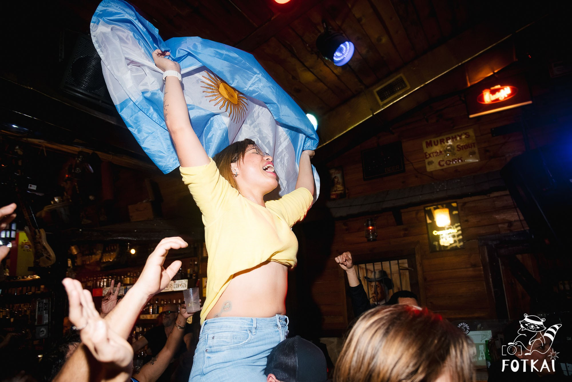 Los Ekilibristas de la Cuerda Floja — Фото с концерта в Торревьехе, 2026 | FOTKAI