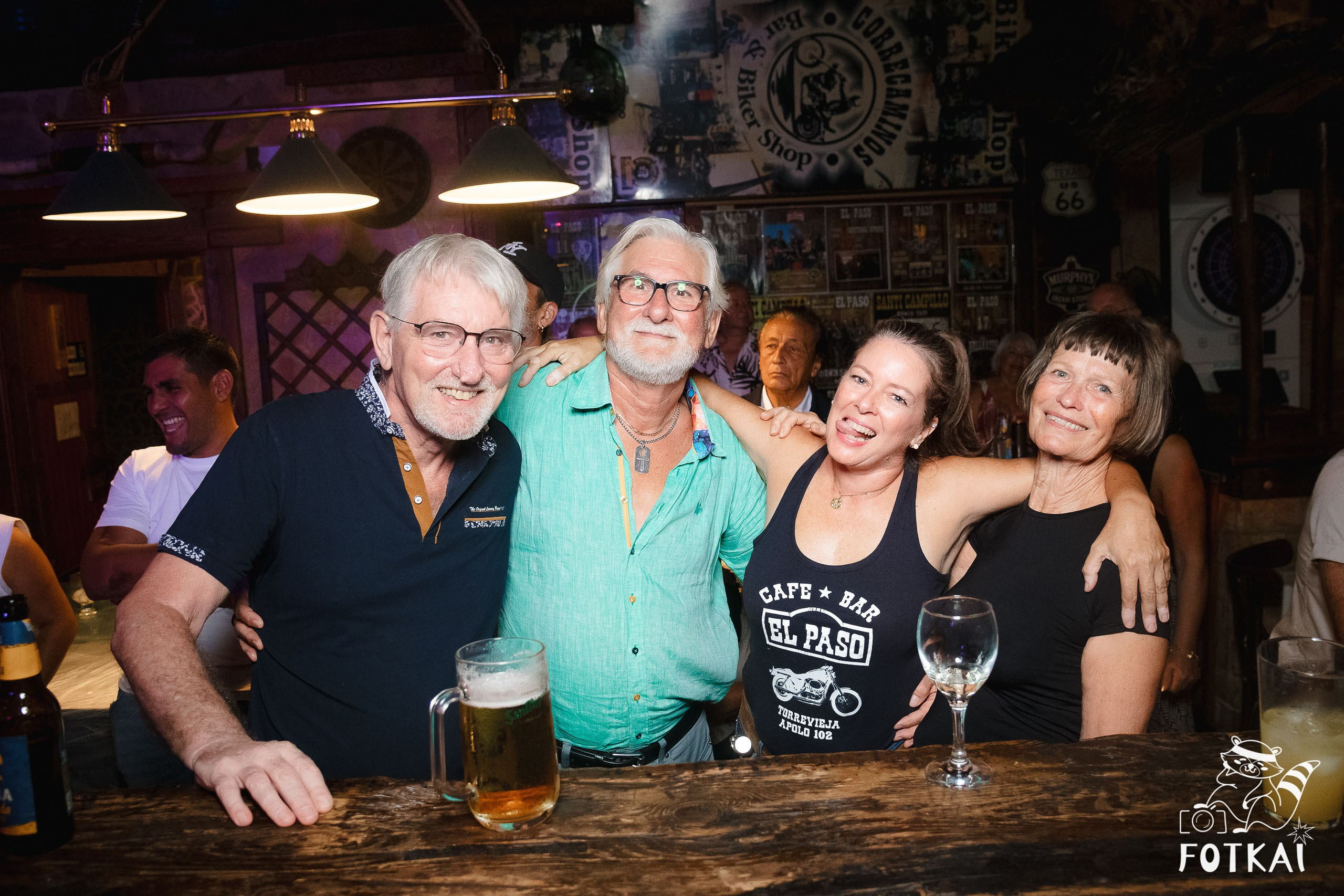 El Paso Rock Bar Torrevieja: Reportaje fotográfico 03.10.25 | FOTKAI
