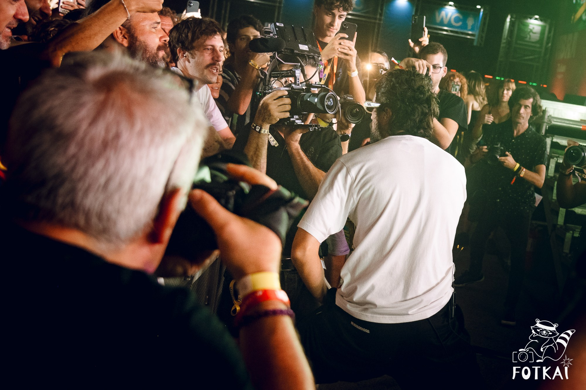 Low Festival 2026 — Full Concert Photo Report from the Opening Night in Torrevieja | FOTKAI