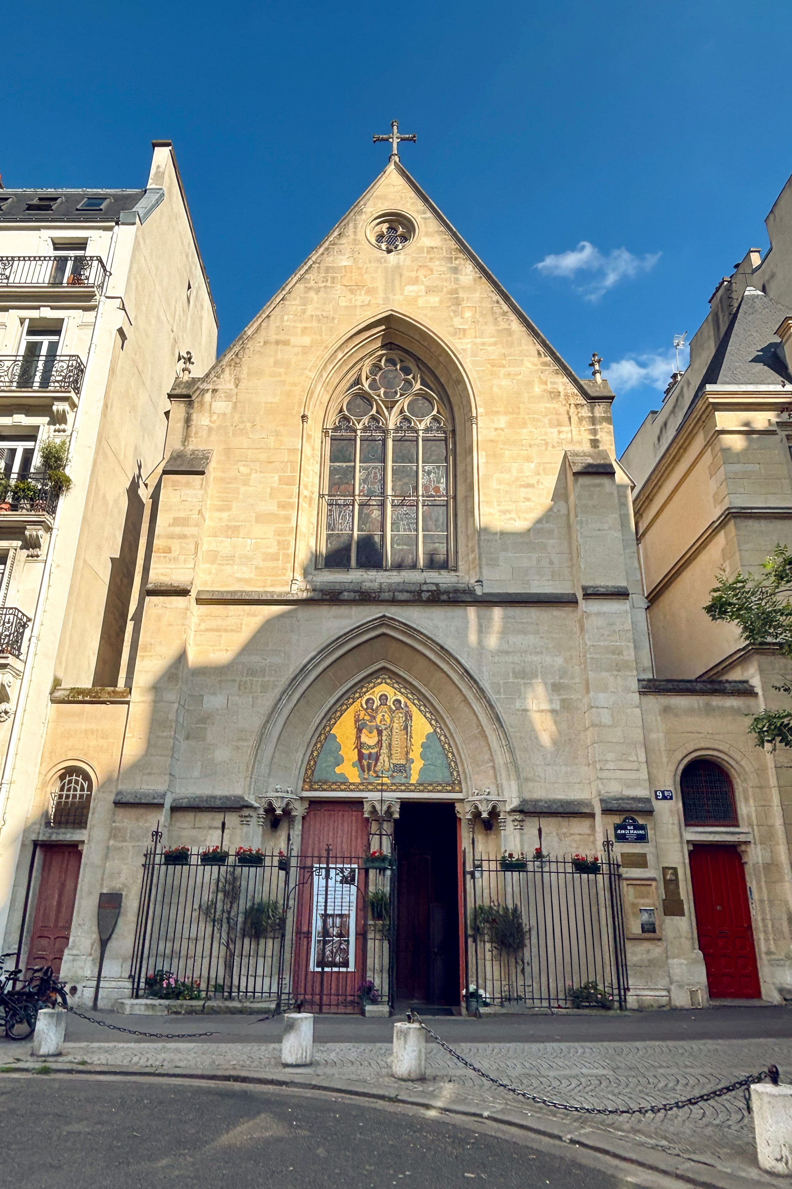 Un petit aperçu du baptême d’Emma ✨. Wedding, event and family photographer in Paris, Emilian Olaru