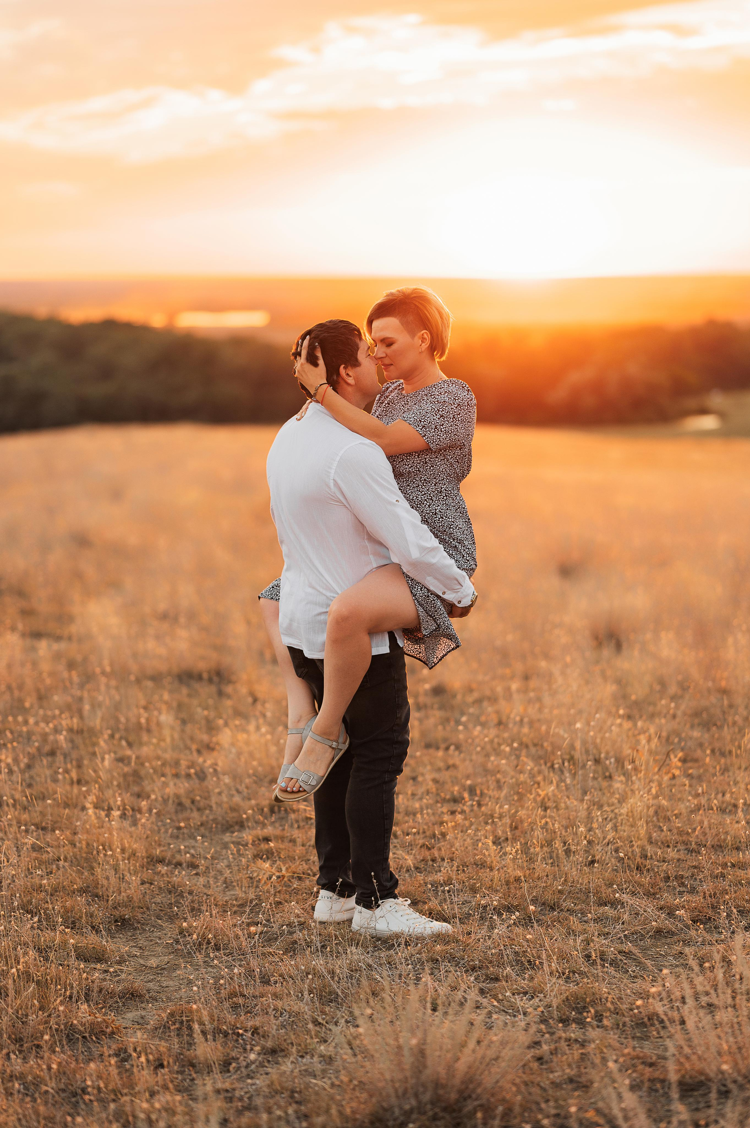 Юра Мария Ника и Кира. Свадебный фотограф Карасов Анатолий на КМВ и весь Ставропольский край