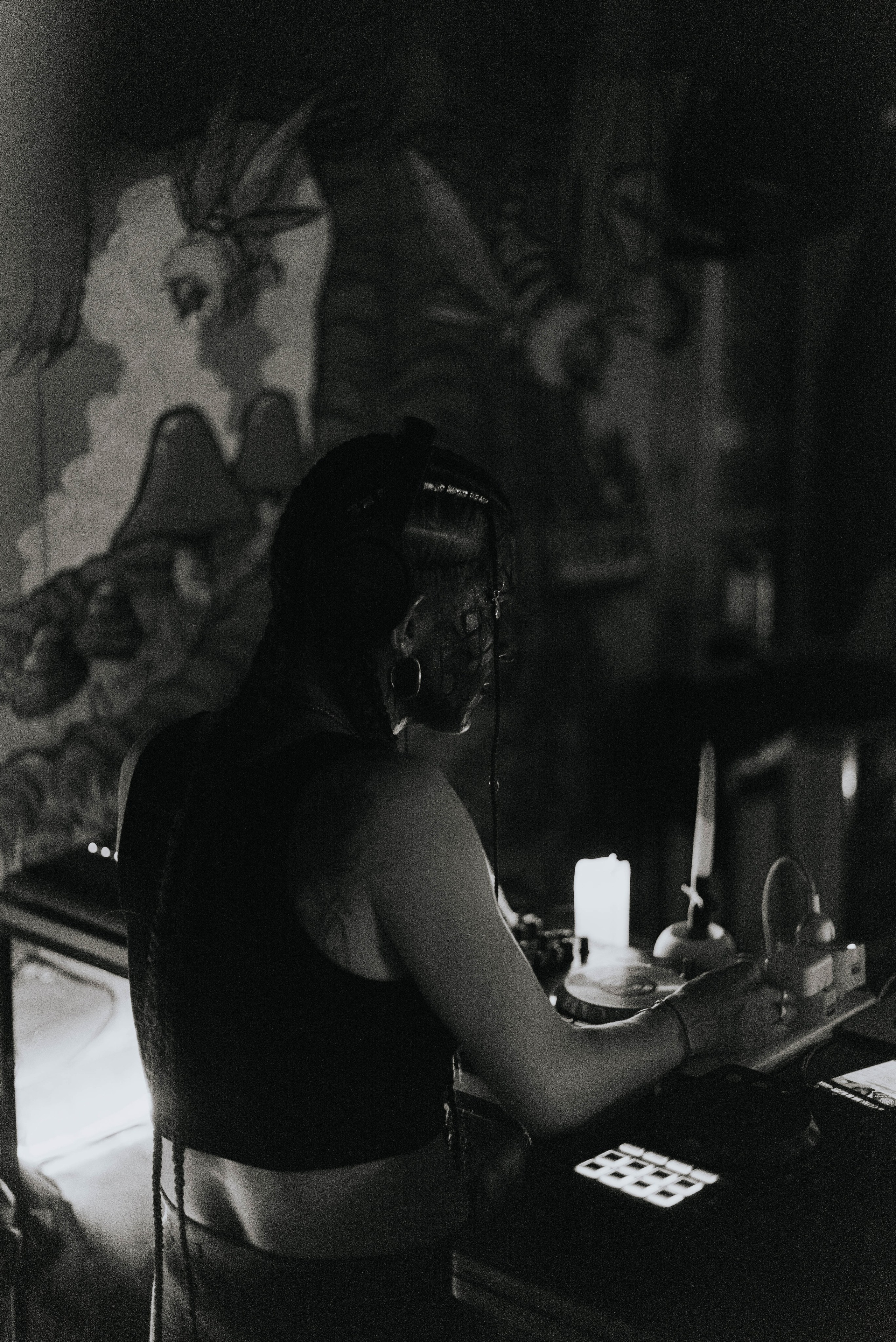 Ladno.cooperativa. Photographer @elmirkami in the city of Buenos Aires